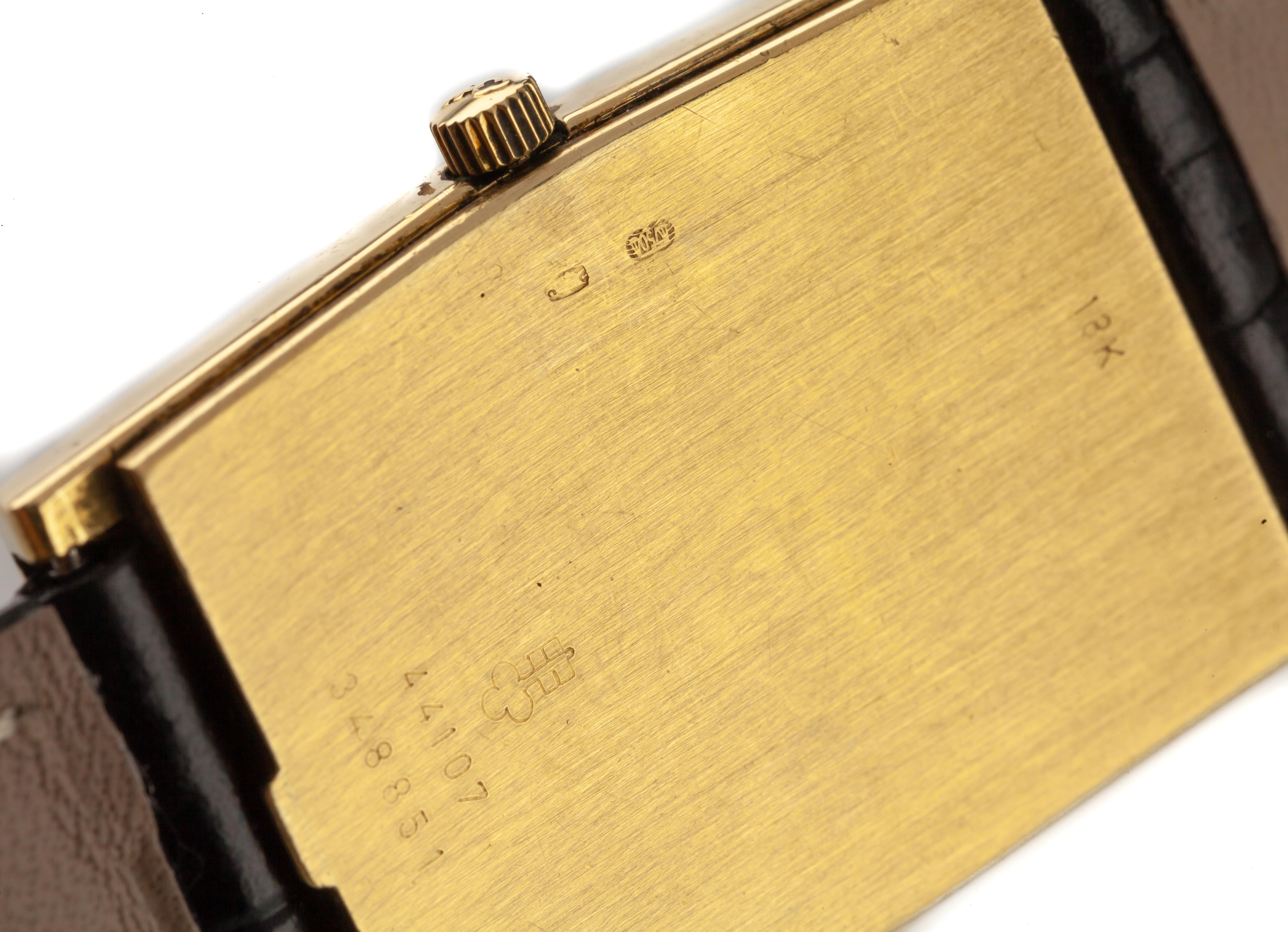 Corum 18k Yellow Gold Vintage Watch Quartz Movement & Black Leather Strap 44107 For Sale 1