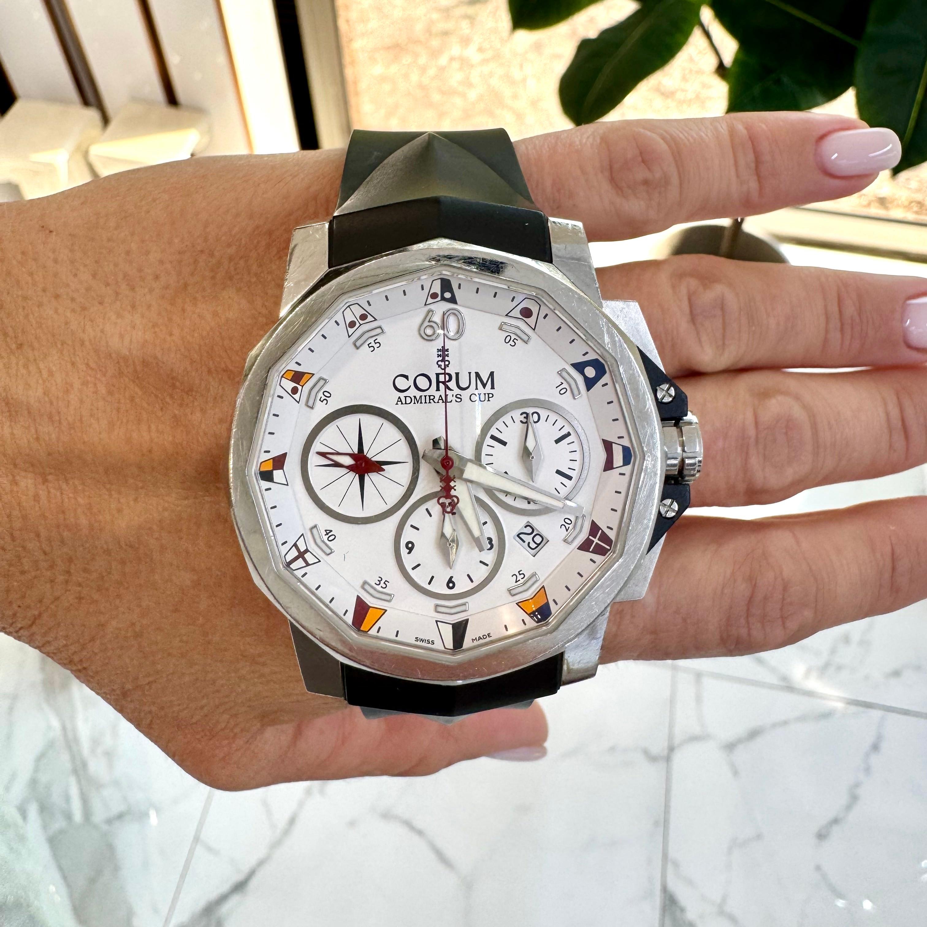 Orologio Corum Admiral's Cup Challenge 44MM 01.0007 Cronografo Automatico in Acciaio in vendita 9