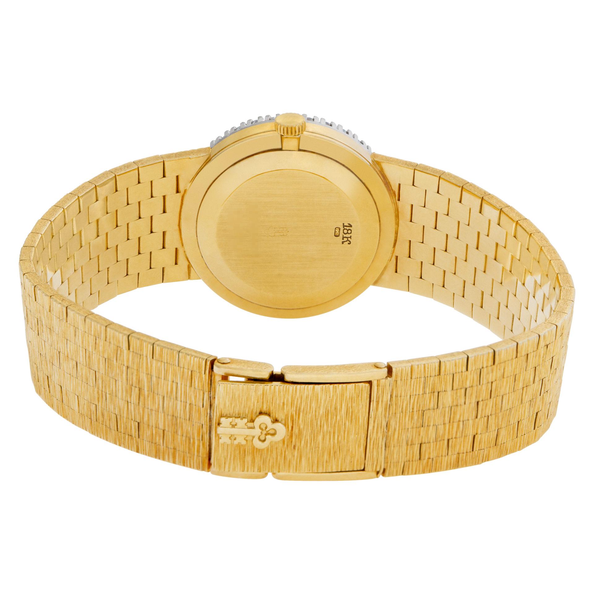Corum Classic 18k Yellow Gold Watch Ref 27382a60 In Excellent Condition In Surfside, FL