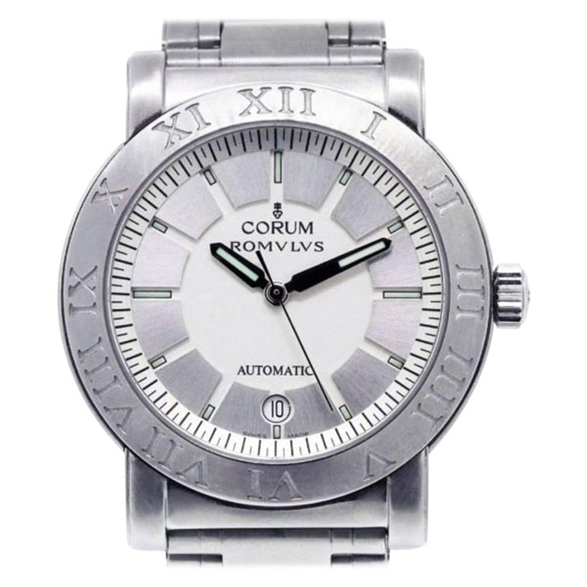 Corum Romvlvs Herrenuhr mit Skelettboden aus Edelstahl