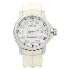 Corum The Admiral's Cup Automatik-Herrenuhr mit weißem Zifferblatt aus Stahl 01.0010