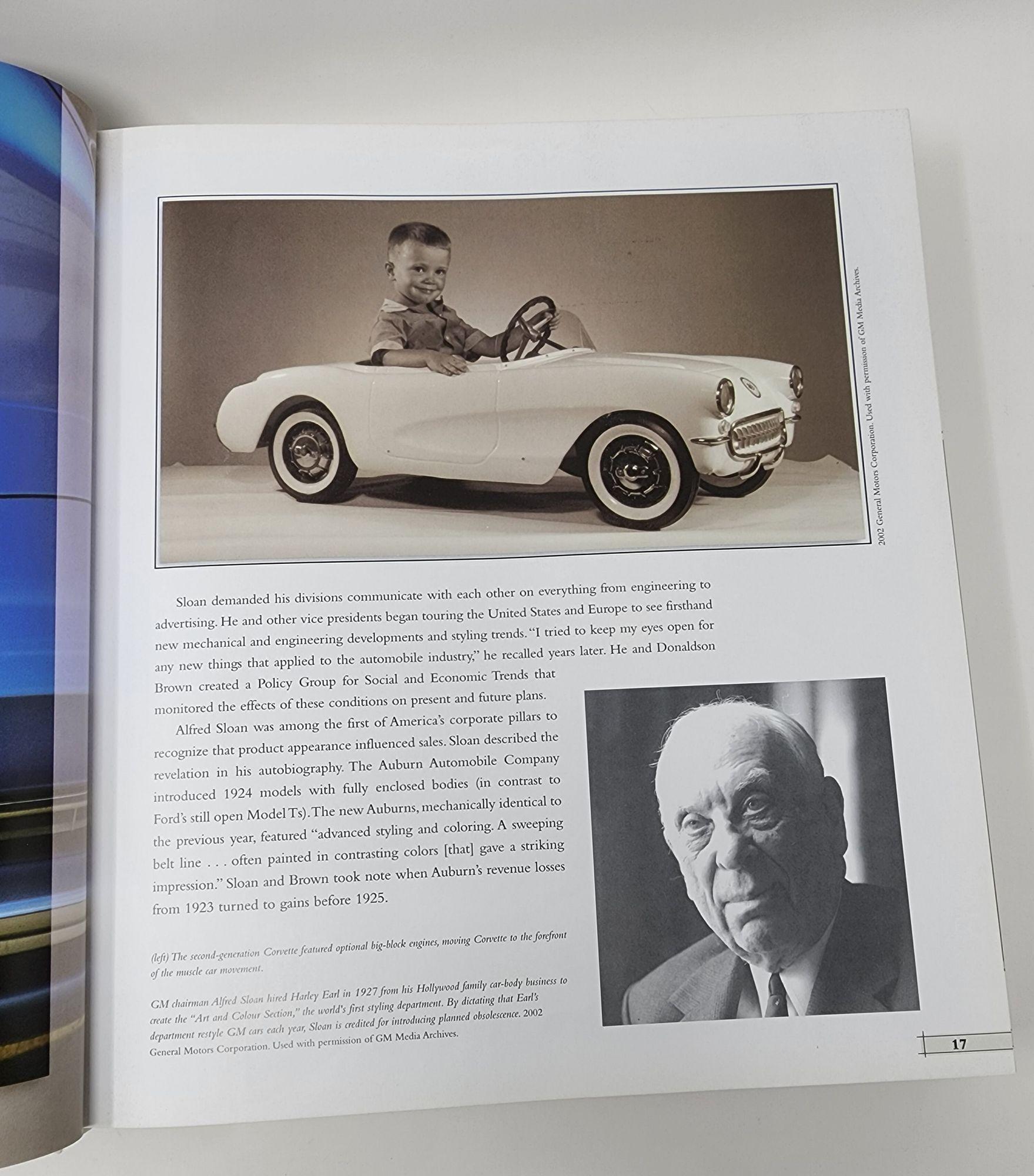 Livre à couverture rigide Corvette Fifty Years de Randy Leffingwell 2002 en vente 4