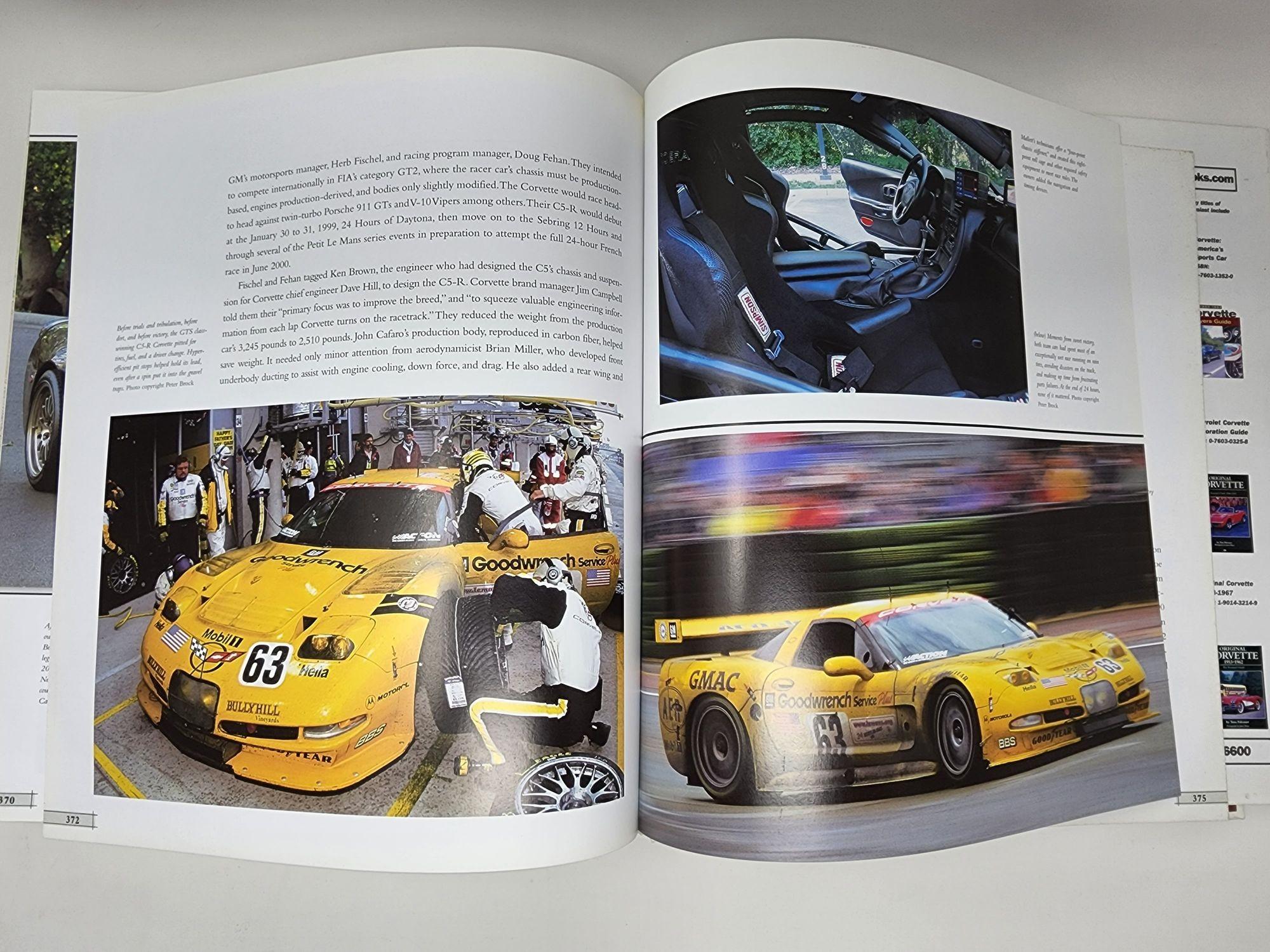 Livre à couverture rigide Corvette Fifty Years de Randy Leffingwell 2002 en vente 6