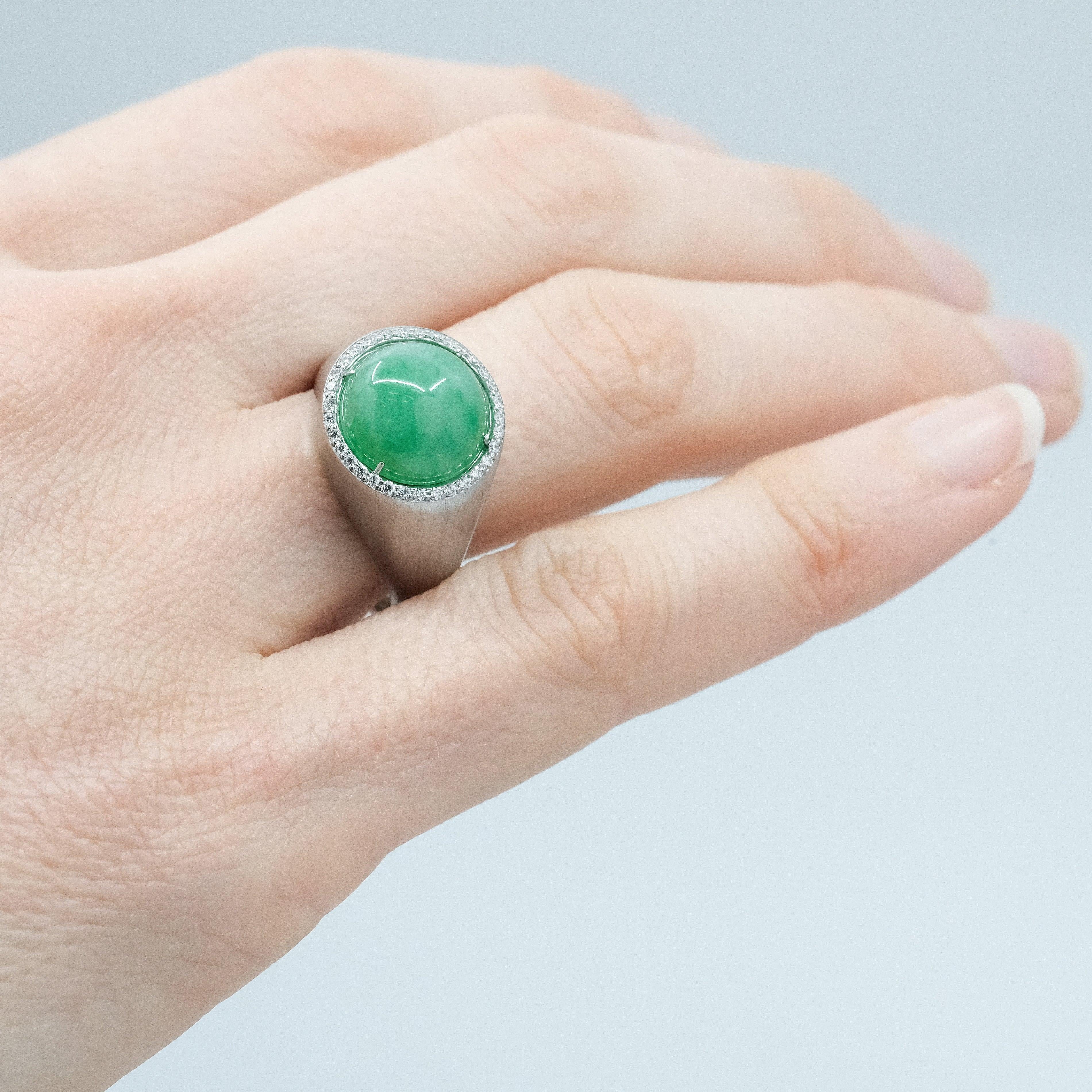 BUNDA 'Corvus' 4.75ct Jade and 0.15ct Diamonds platinum Ring In New Condition For Sale In SYDNEY, AU