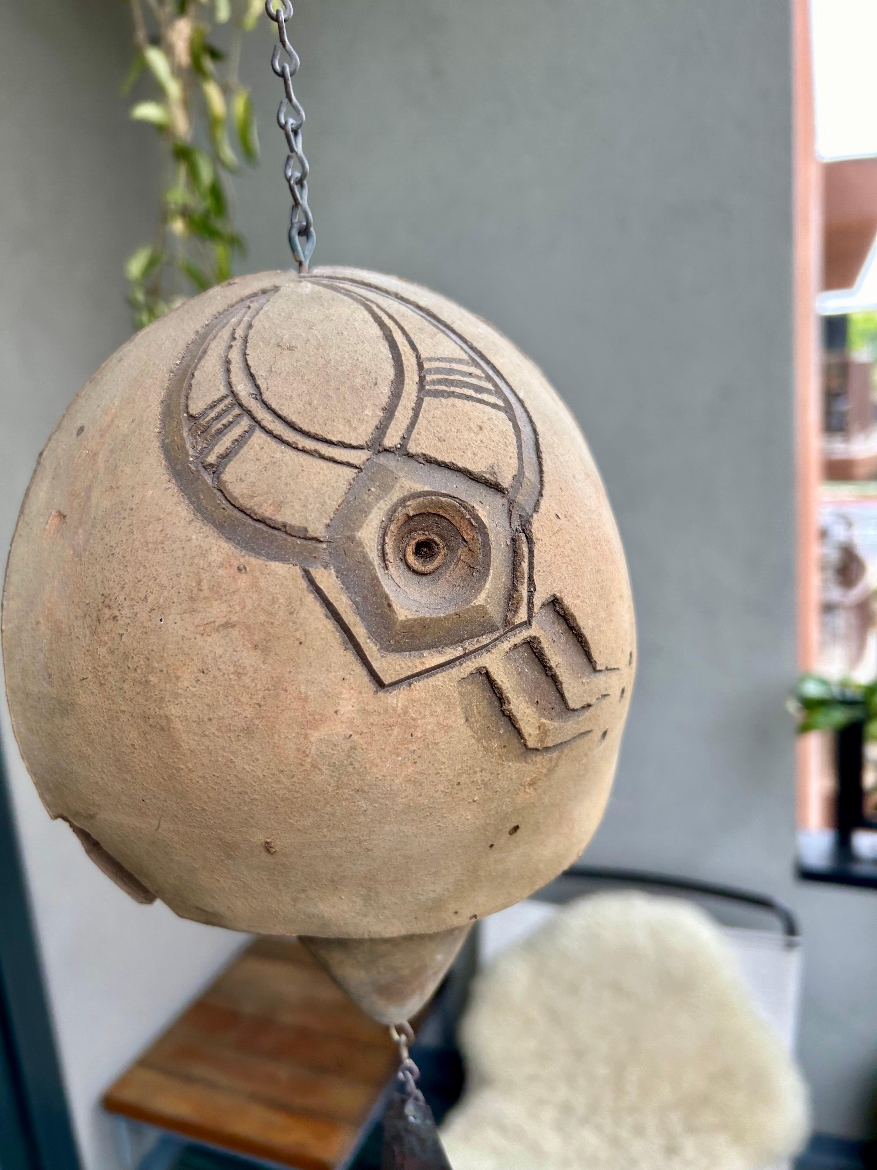 Nice ceramic wind bell.
No two are exactly alike.
Made at the Arcosanti studios in Arizona.
Normal wear and patina.
No chips, cracks or repairs.
Great for any environment and collections.
