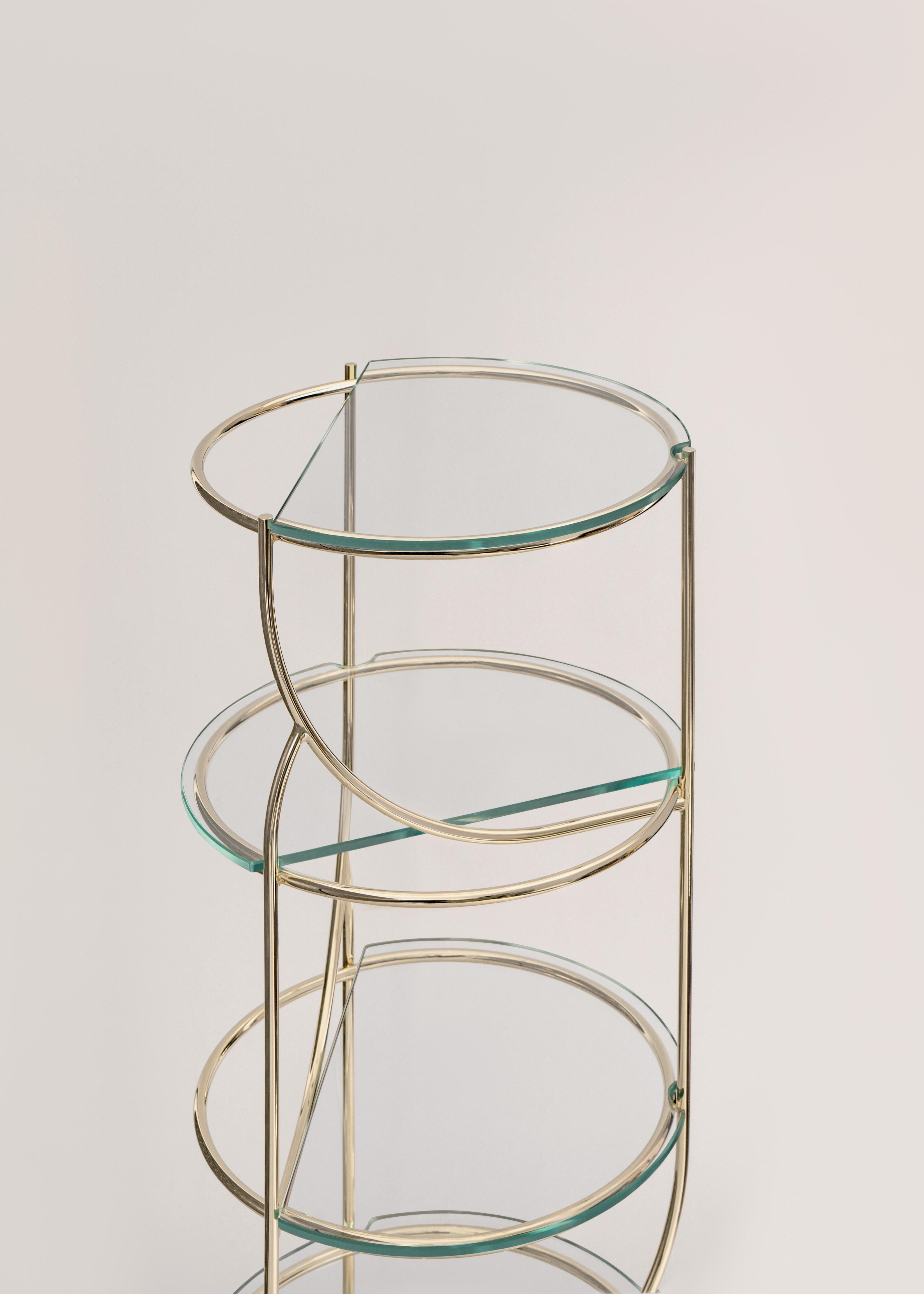 Cosettina bookshelf in Gold and glass shelves made in Italy by Enrico Girotti In New Condition For Sale In Verona, IT