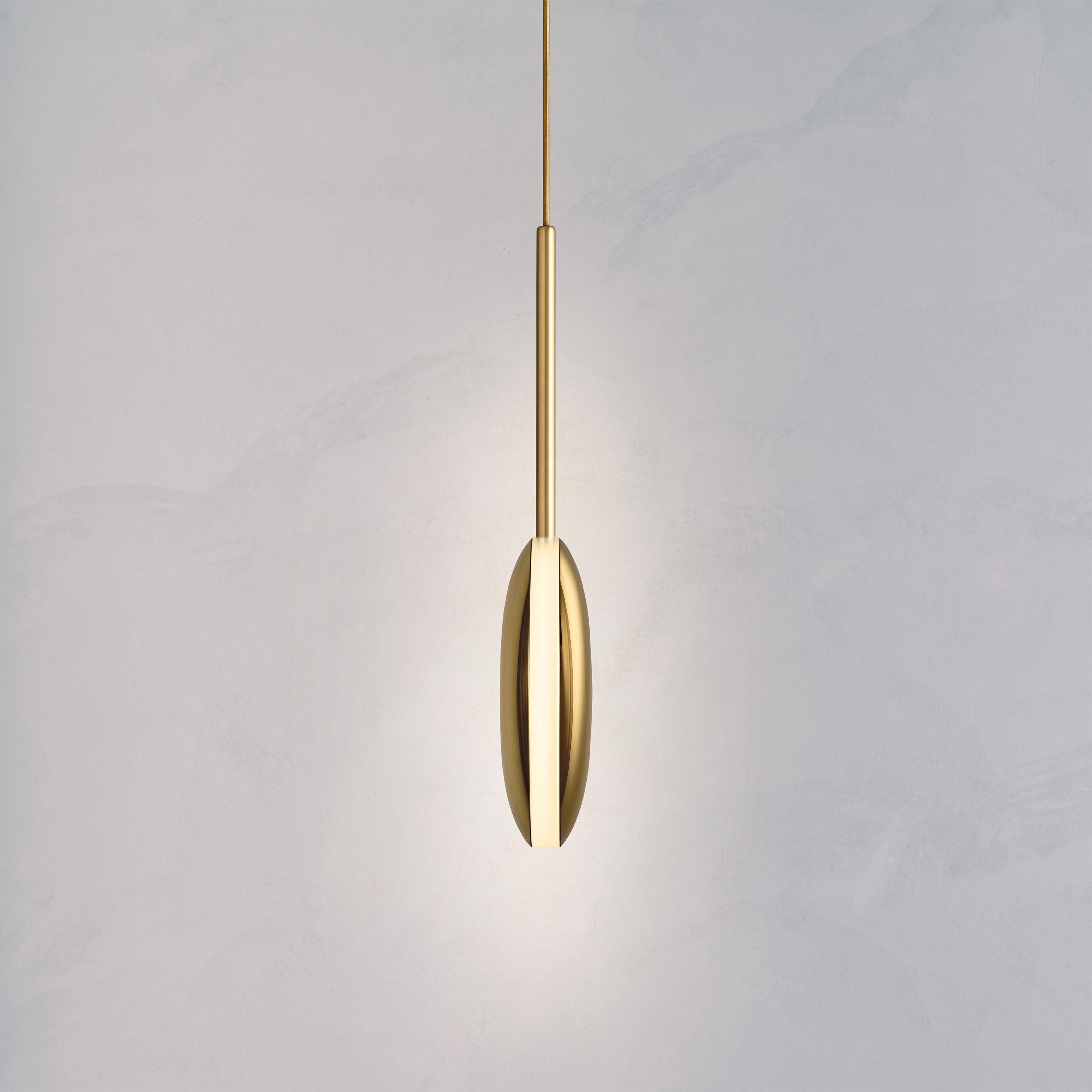 Cosmic 'Comet Pendant Aurum' Handmade High Polished Brass Ceiling Light In New Condition For Sale In London, GB