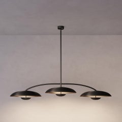 Cosmic 'Orbit Trio XL Regolith' Handgefertigte Deckenleuchte aus dunkler Bronze, patiniert