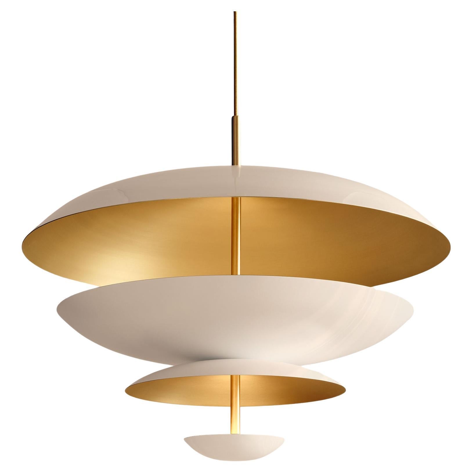 Handgefertigte Deckenleuchte „Cosmic Purion Chandelier 70“ aus lackiertem Messing mit Klavierlack im Angebot