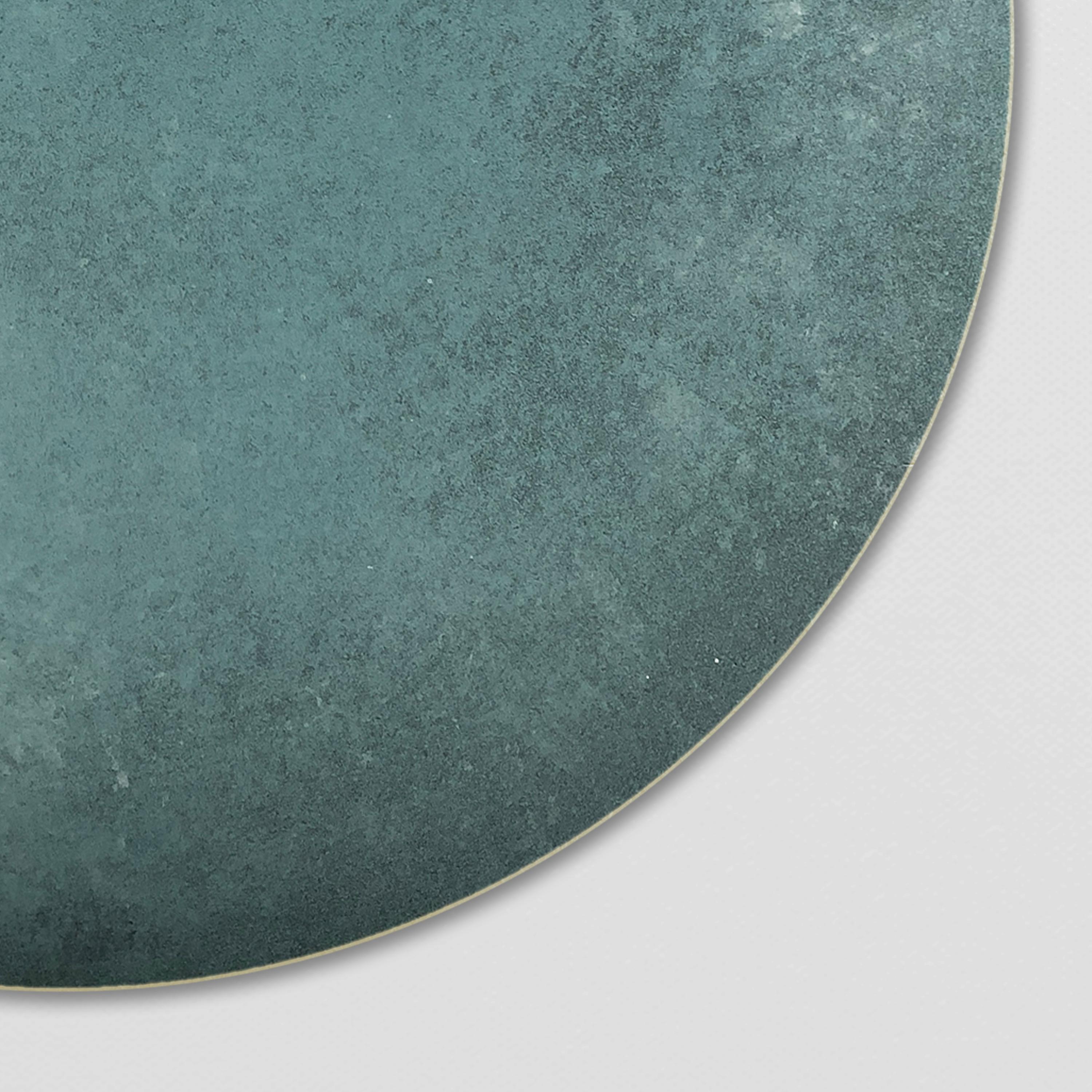 Cosmic Verdigris-Kronleuchter XL 70'' Verdigris patiniertes Messing im Zustand „Neu“ im Angebot in London, GB