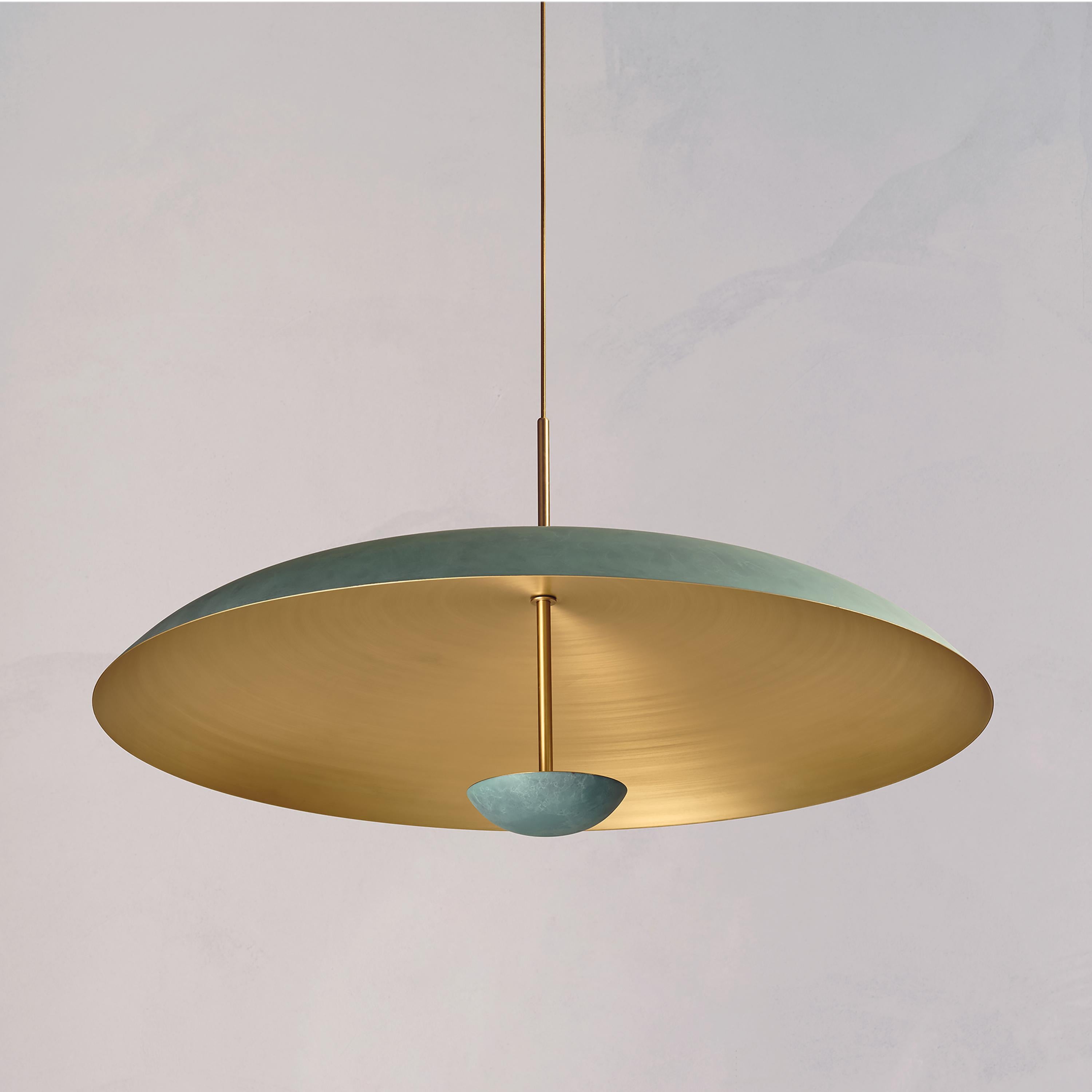 Organico moderno Cosmic 'Verdigris Pendant 100', plafoniera in ottone patinato realizzata a mano in vendita