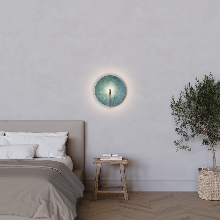 XXI secolo e contemporaneo Scontrino da parete in ottone patinato fatto a mano 'Cosmic Verdigris XL' in vendita