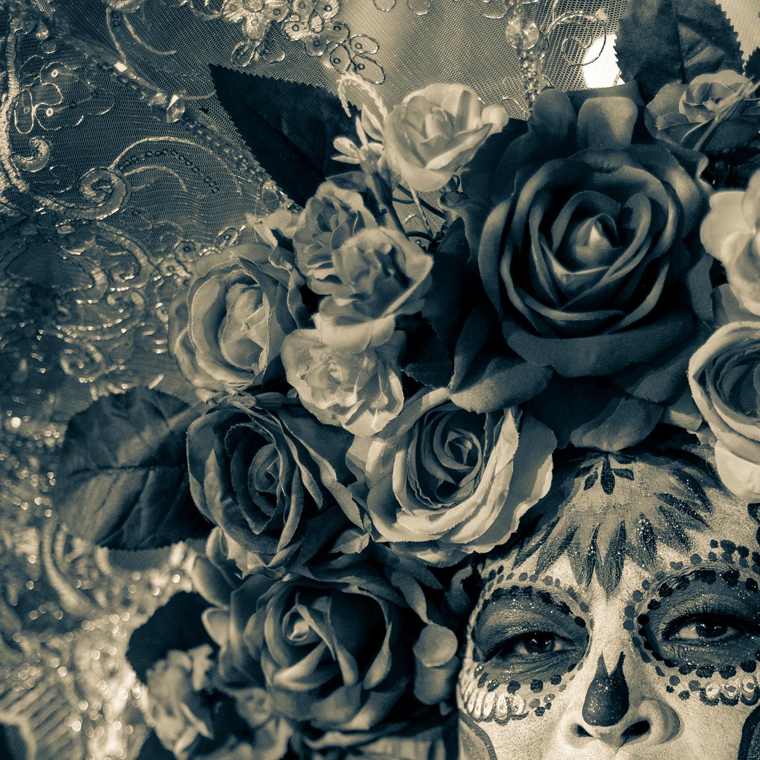 “A crown of roses for death”, Day of the Dead, Dia de los Muertos, Black and White version. Isla Mujeres, Mexico, 2023

Photograph by Cosmo Condina in  Black and White, of a woman dressed as a skeleton, with a crown of roses for the celebration of
