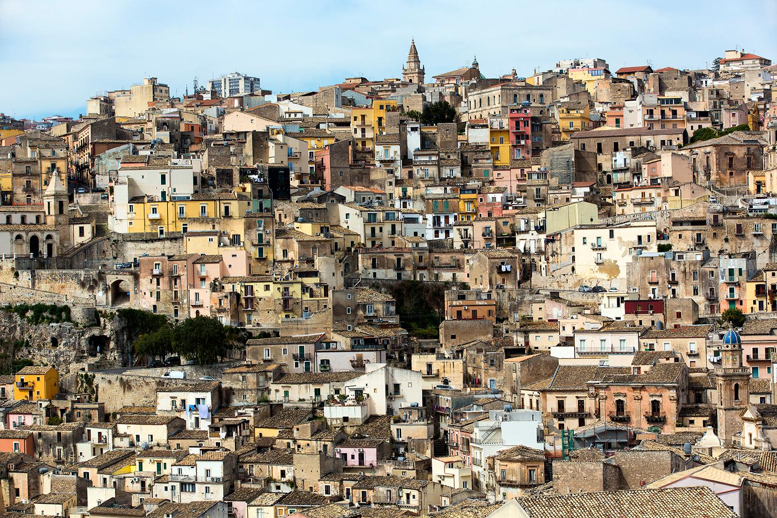  Cosmo Condina Landscape Photograph - Italy, Sicily, View of the town of Ragusa, 2017