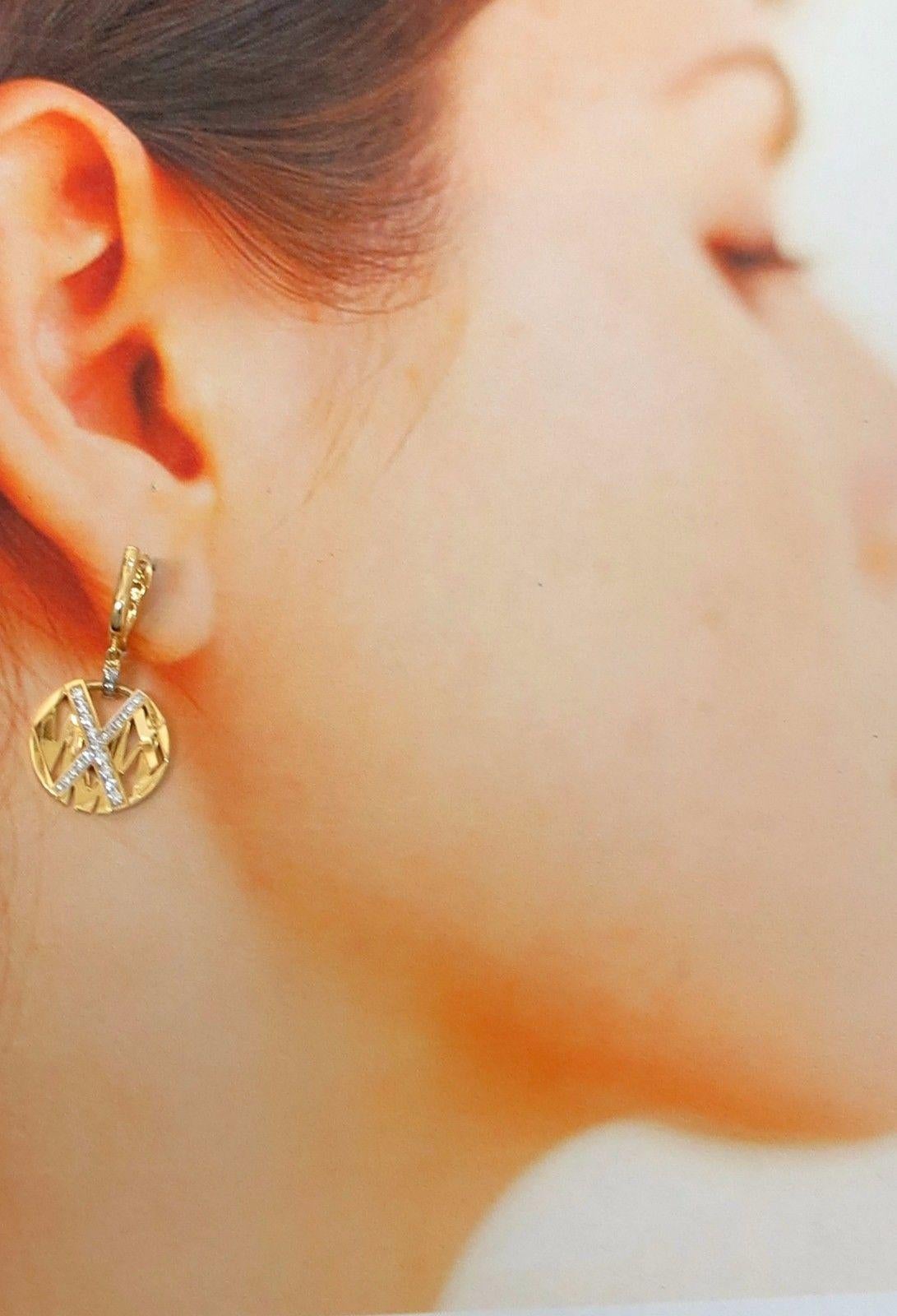 Cosmopolitan Mod X Diamond Dangle Earrings 14 Karat In New Condition For Sale In New York, NY
