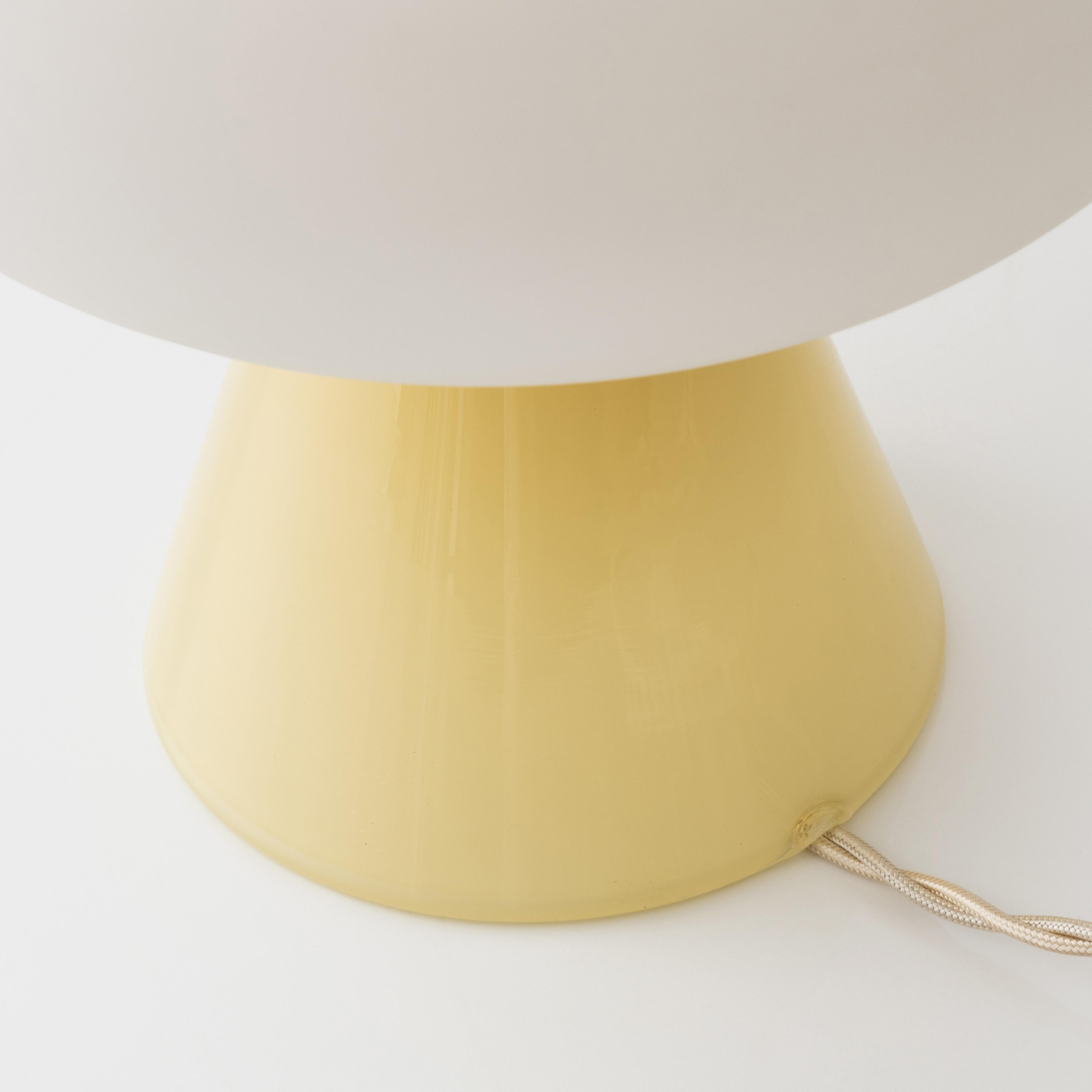 Verre Lampe de table Cosmos 02 de Noiro Studio en vente