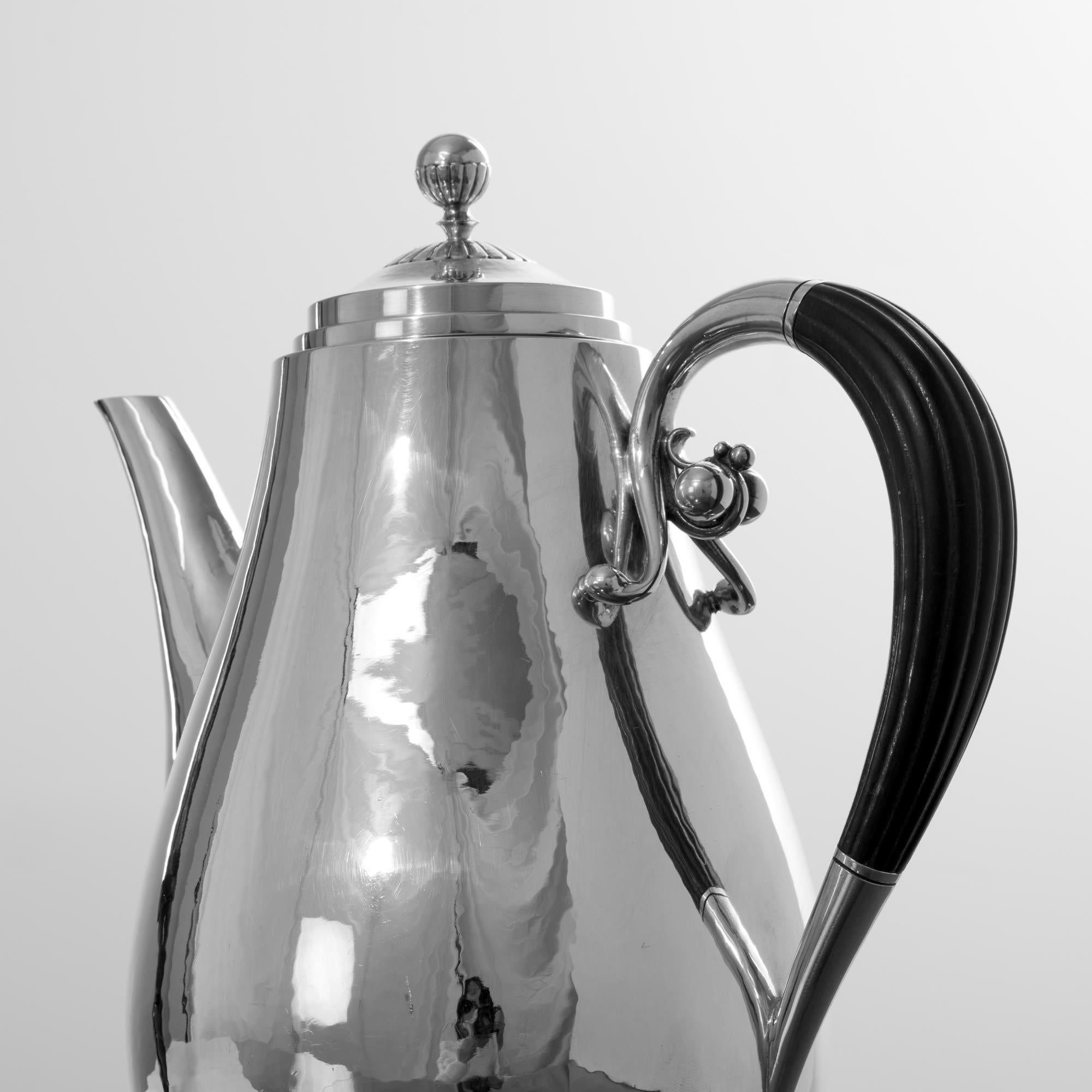 Cosmos Kaffeekanne aus dänischem Sterlingsilber von Georg Jensen im Angebot 3