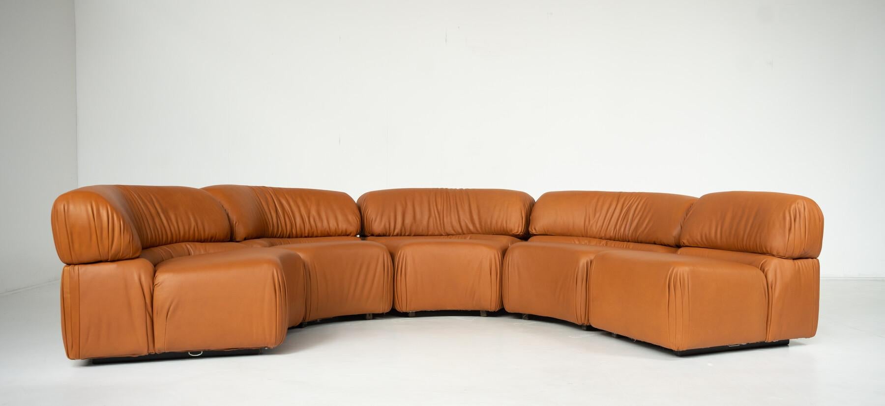 Mid-Century Modern 'Cosmos' DS28 Modular Sofa by Ulbald Klug & De Sede - New Leather Upholstery For Sale