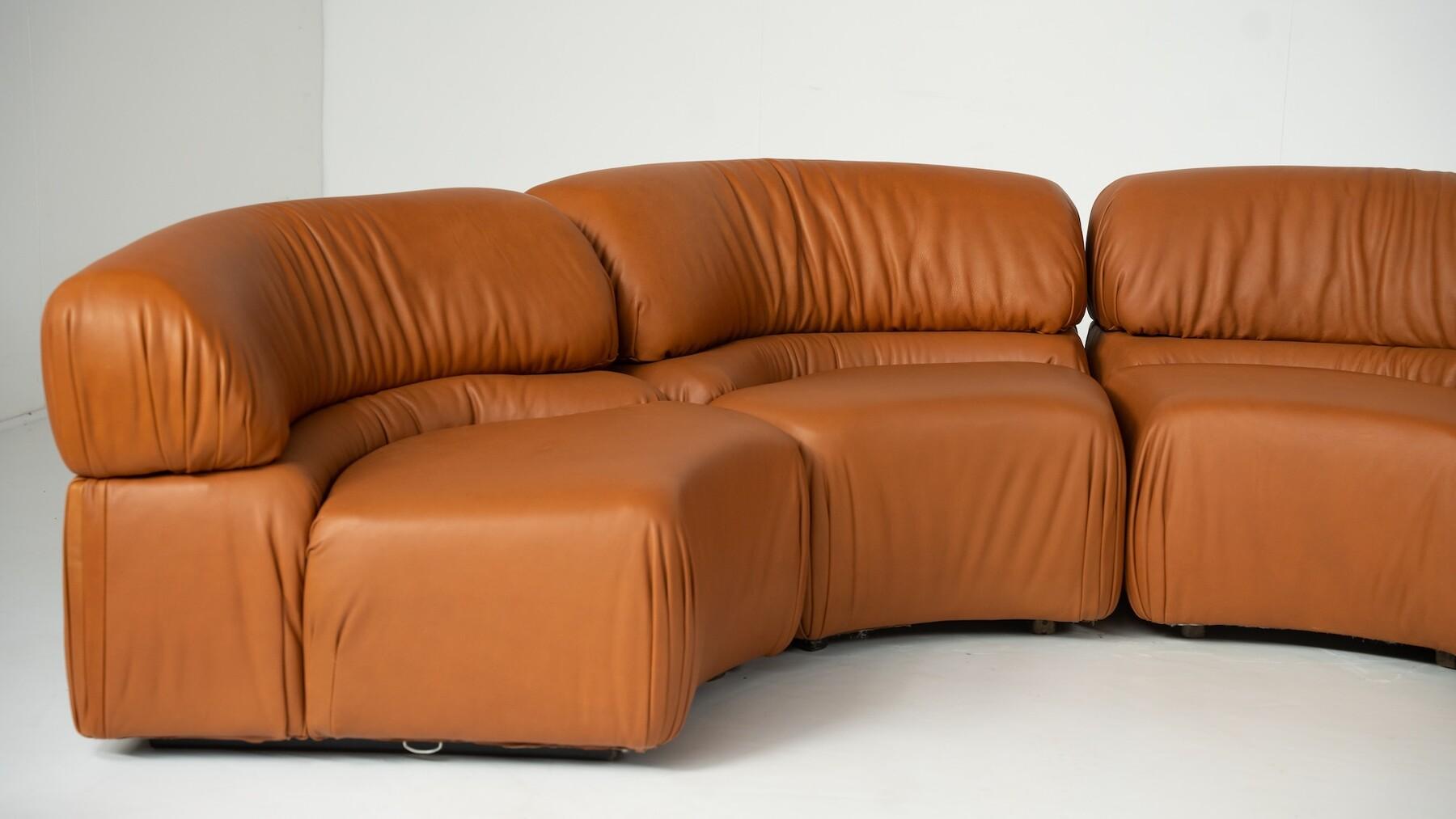 'Cosmos' DS28 Modular Sofa by Ulbald Klug & De Sede - New Leather Upholstery In Good Condition For Sale In Brussels, BE