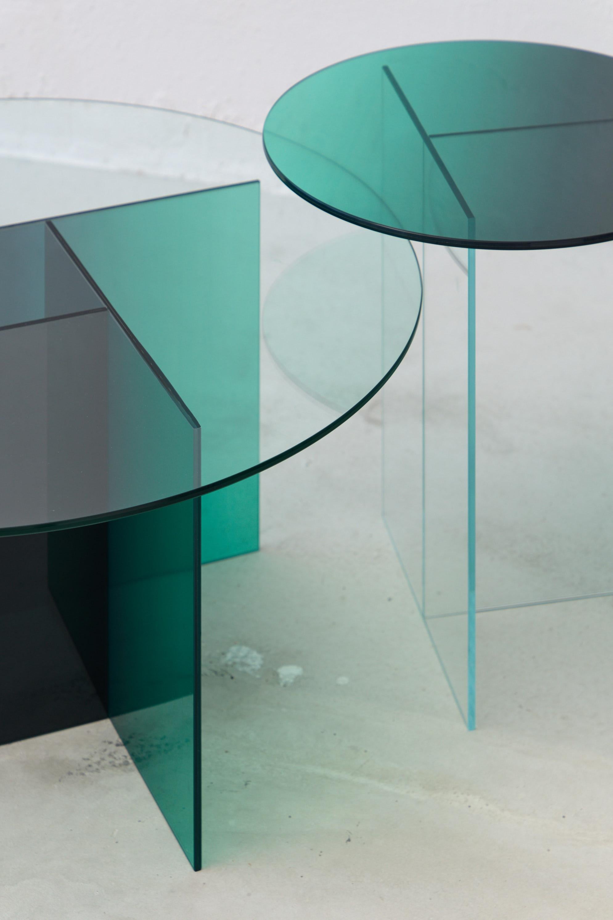 Postmoderne Mini table d'appoint Cosmos Green par Studio Monsoleil en vente