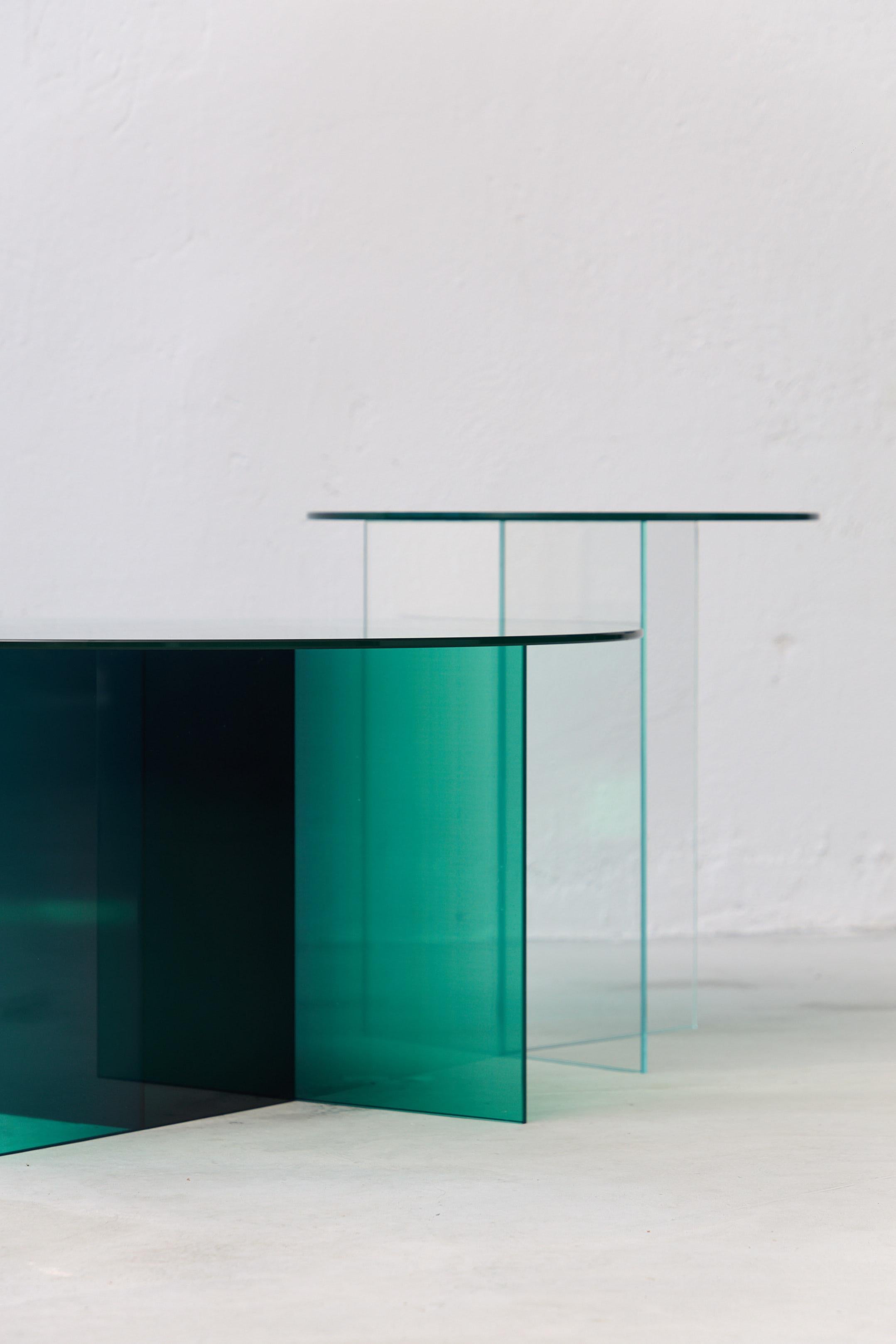 Mini table d'appoint Cosmos Green par Studio Monsoleil Neuf - En vente à Geneve, CH