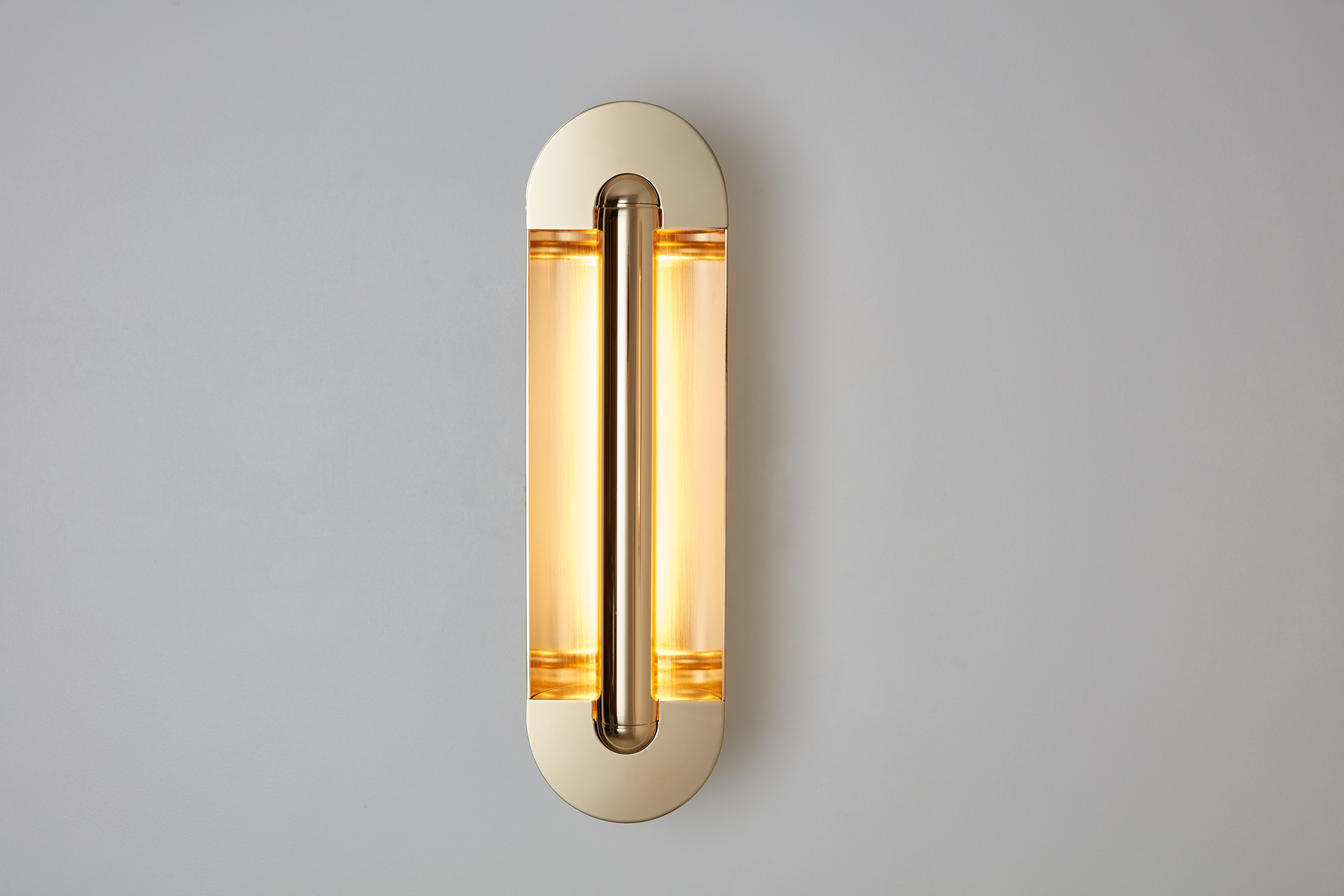 Cosmos Mini wall lamp by Mydriaz
Dimensions: D 10 x W 9.5 x H 33 cm
Materials: Pale gold polished and brushed brass.
5kg

Our products are handmade in our workshop. Dimensions and finishes may vary slightly from one model to another dimensions