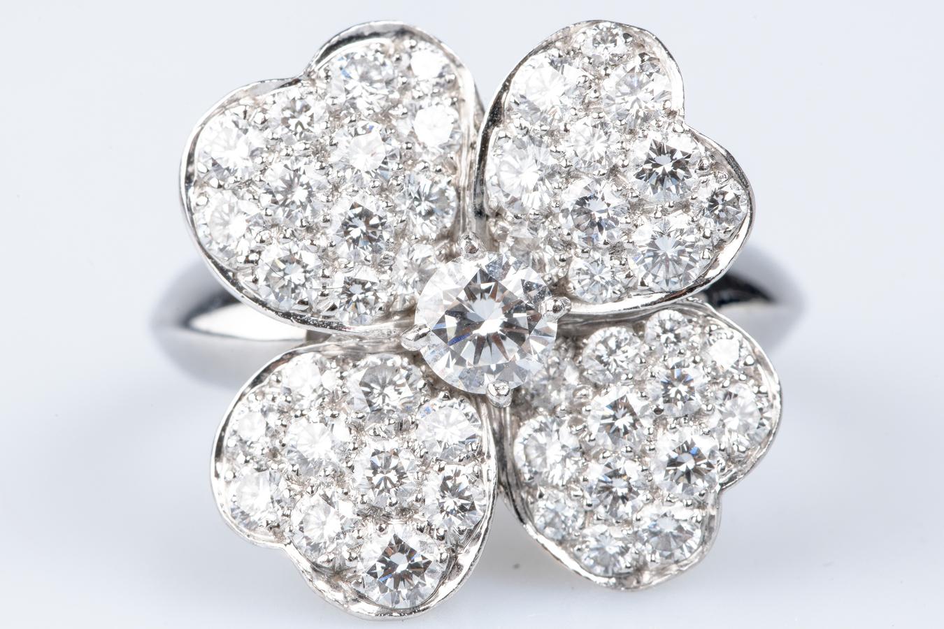 Cosmos ring by Van Cleef & Arpels with 53 diamonds  For Sale 13