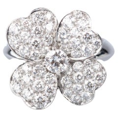 Cosmos ring by Van Cleef & Arpels with 53 diamonds 