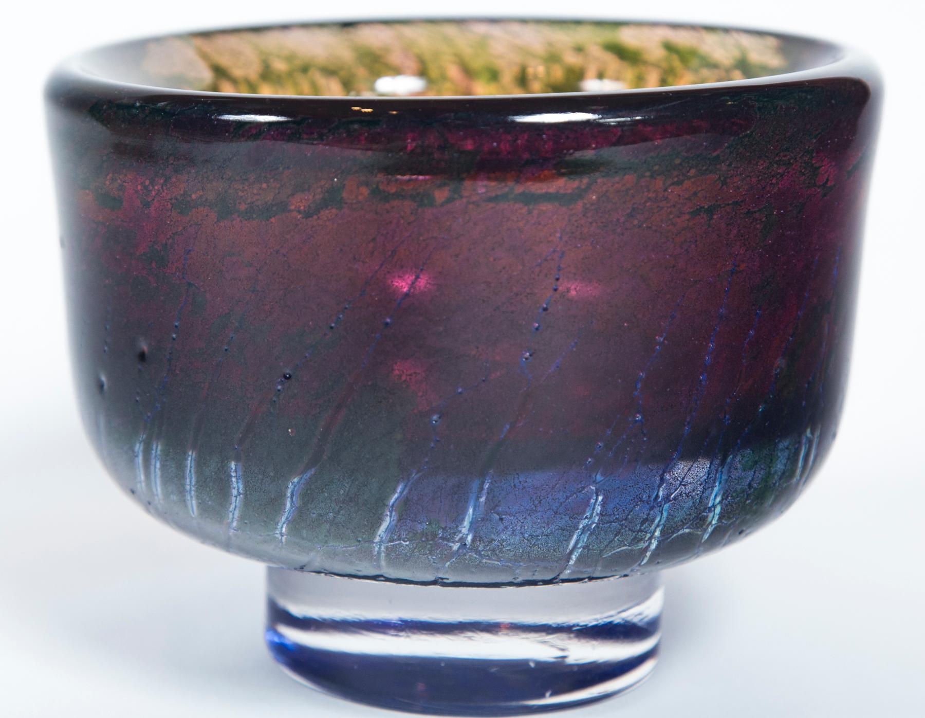 Costa Boda Vase In Excellent Condition For Sale In Stamford, CT