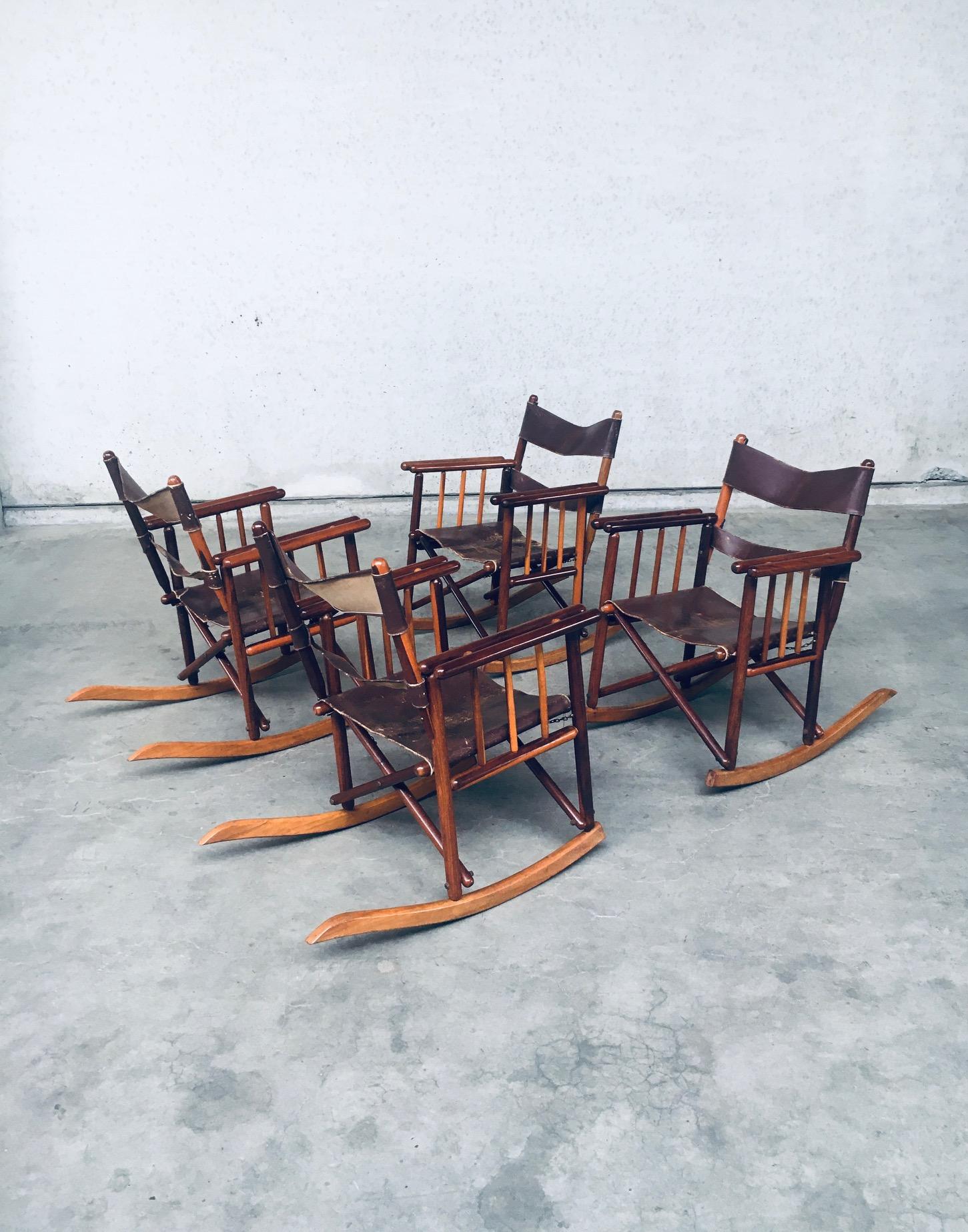 Ensemble de chaises à bascule pliantes de campagne de safari du Costa Rica, années 1960 État moyen - En vente à Oud-Turnhout, VAN