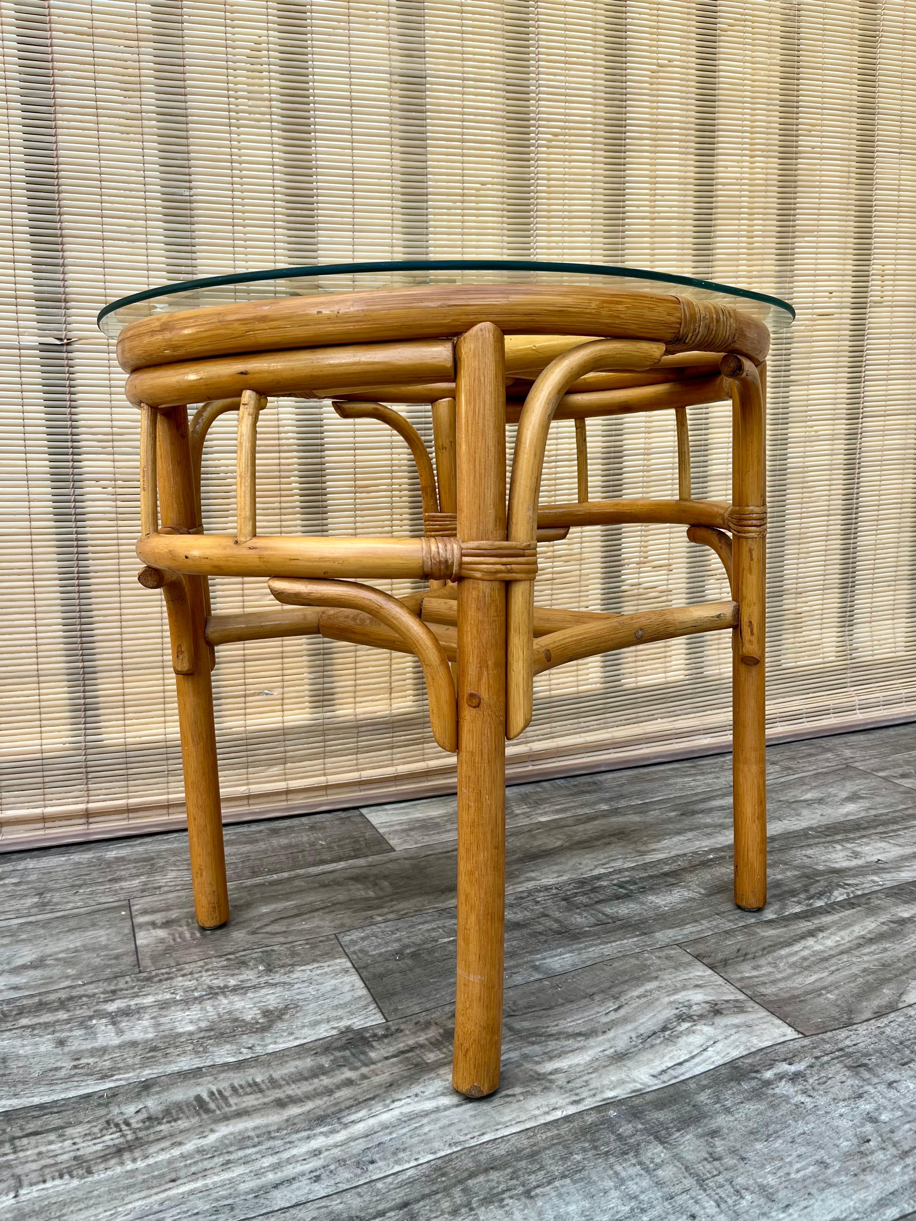 Costal Style/ Bohemian Split Bamboo and Rattan Boho Side Table. Circa 1980s For Sale 1