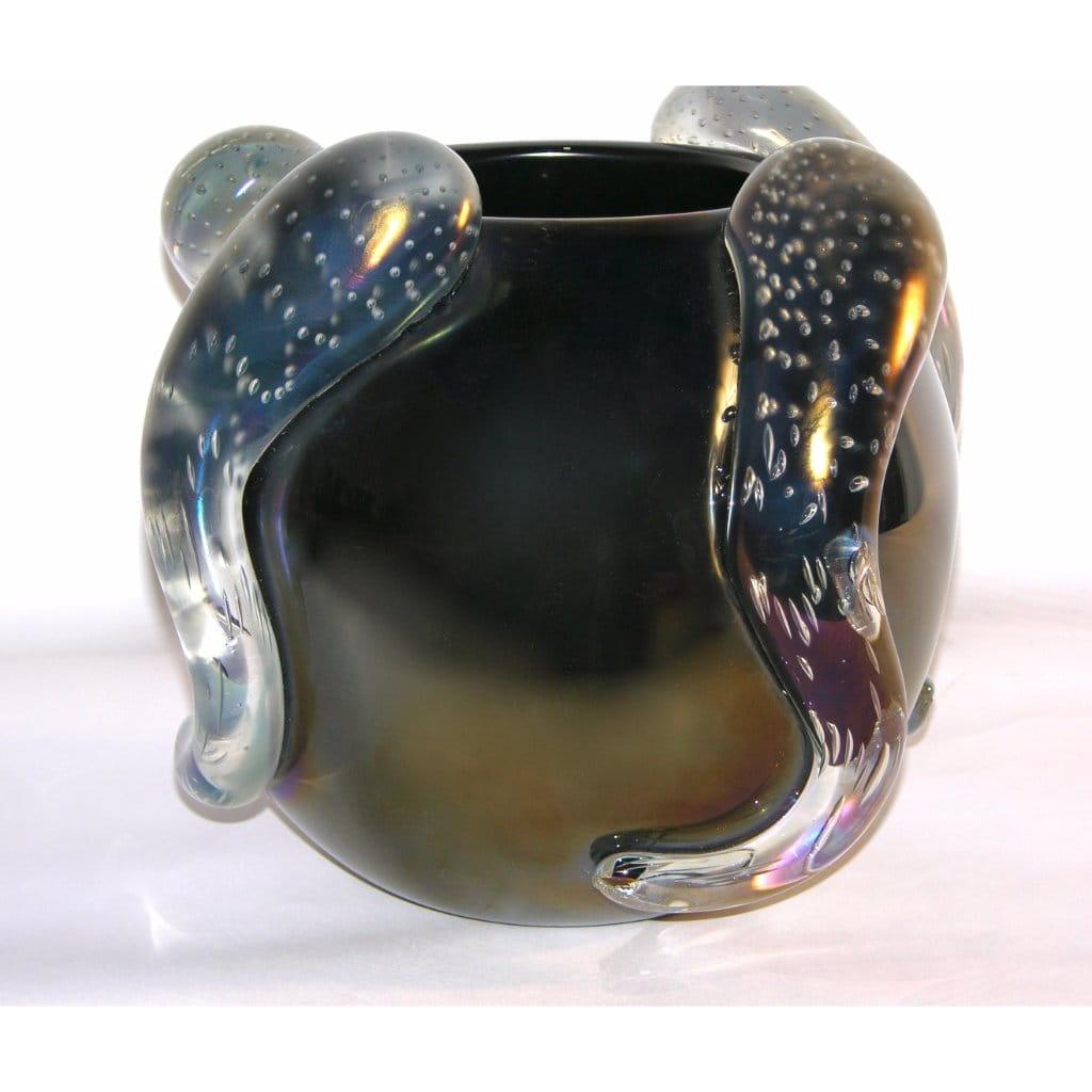 Costantini Scultura Italiana Vaso rotondo in vetro di Murano nero iridescente In condizioni ottime in vendita a New York, NY