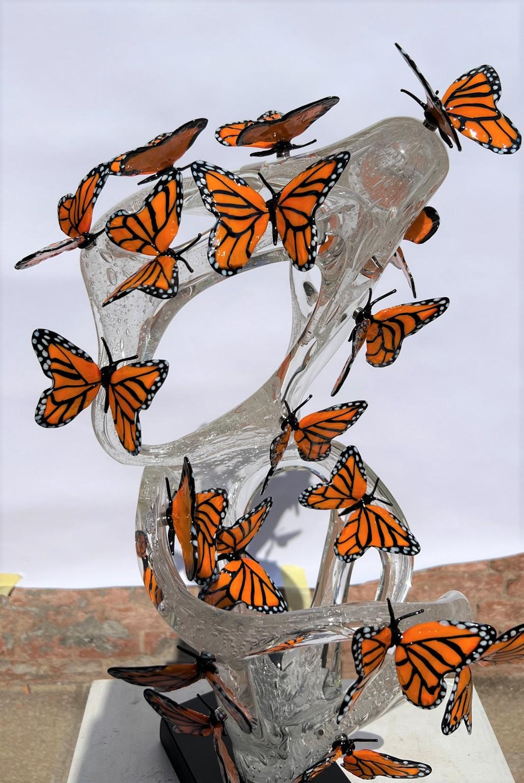 Costantini Diego Modern Crystal Murano Glass Infinity Sculpture With Butterflies For Sale 4