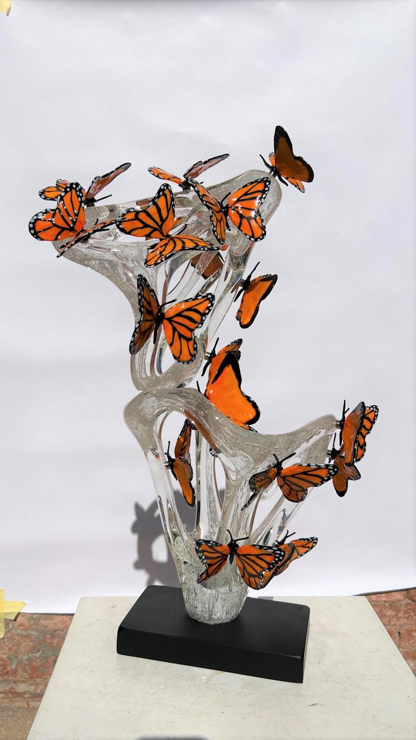 Moderne Costantini Diego Modern Crystal Murano Glass Infinity Sculpture avec papillons en vente