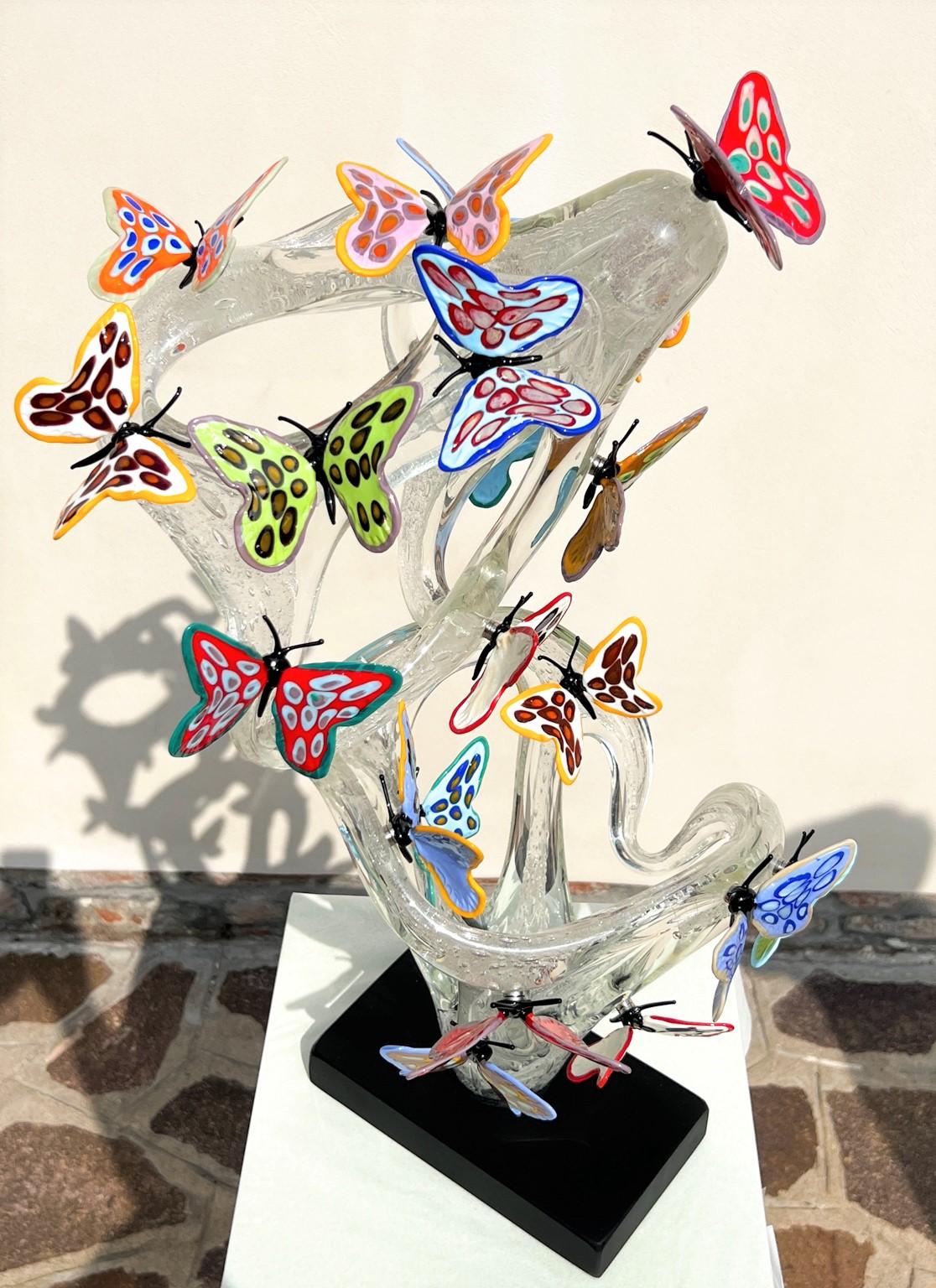 Hand-Crafted Costantini Modern Crystal Made Murano Glass Infinity Sculpture with Butterflies For Sale