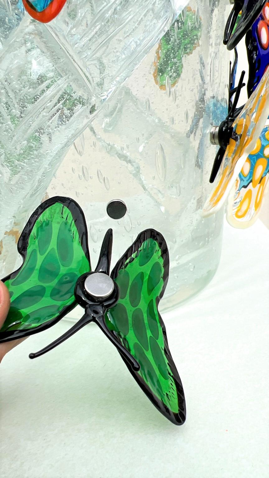 Costantini Diego Modern Crystal Pulegoso Made Murano Glass Vase avec papillons en vente 1