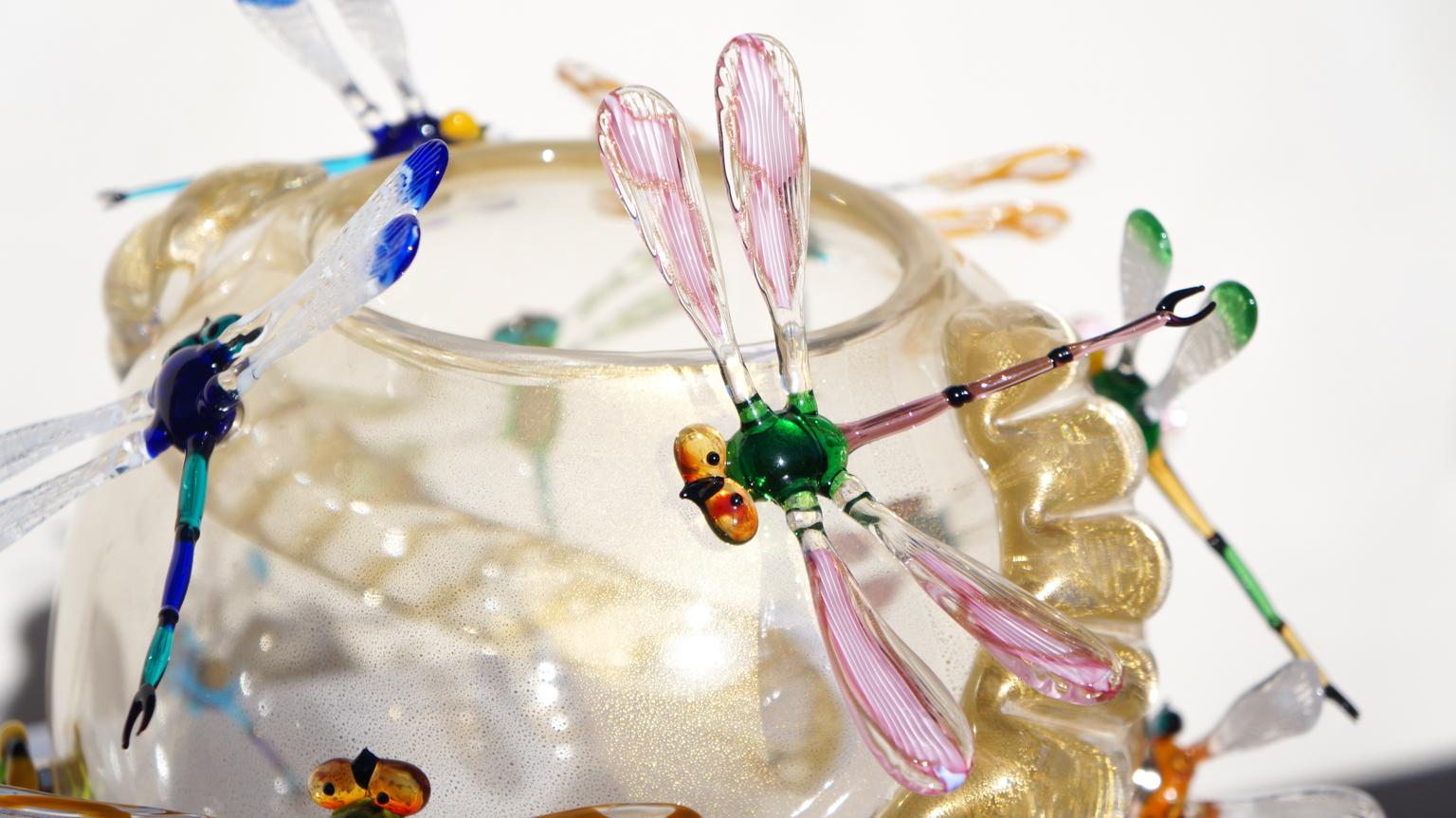 Costantini Modernity Made Murano Glass avec libellules, 2022 en vente 2