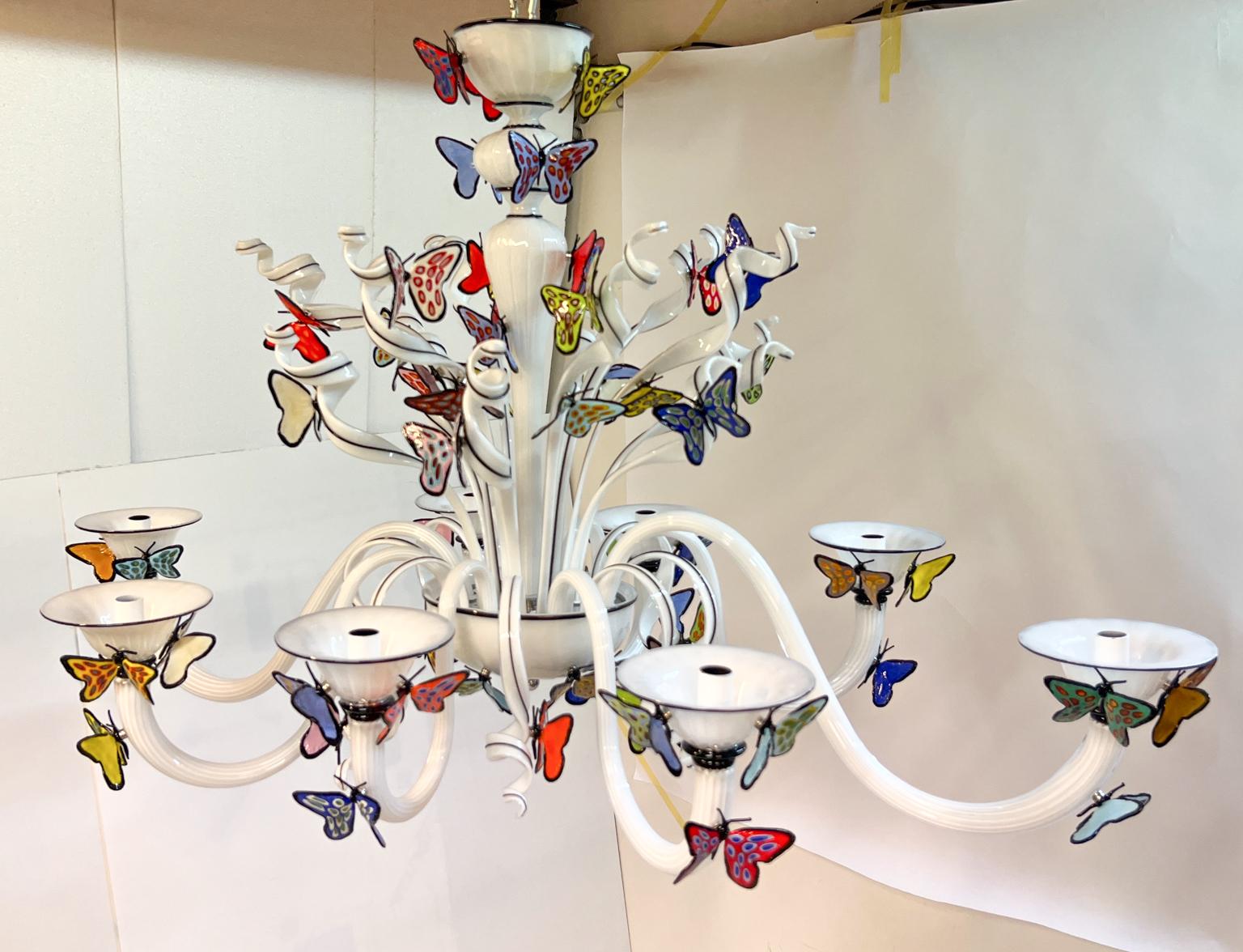 Moderne Costantini Chandelier moderne en verre de Murano Made Murano Glass avec papillons, Diego Modernity en vente
