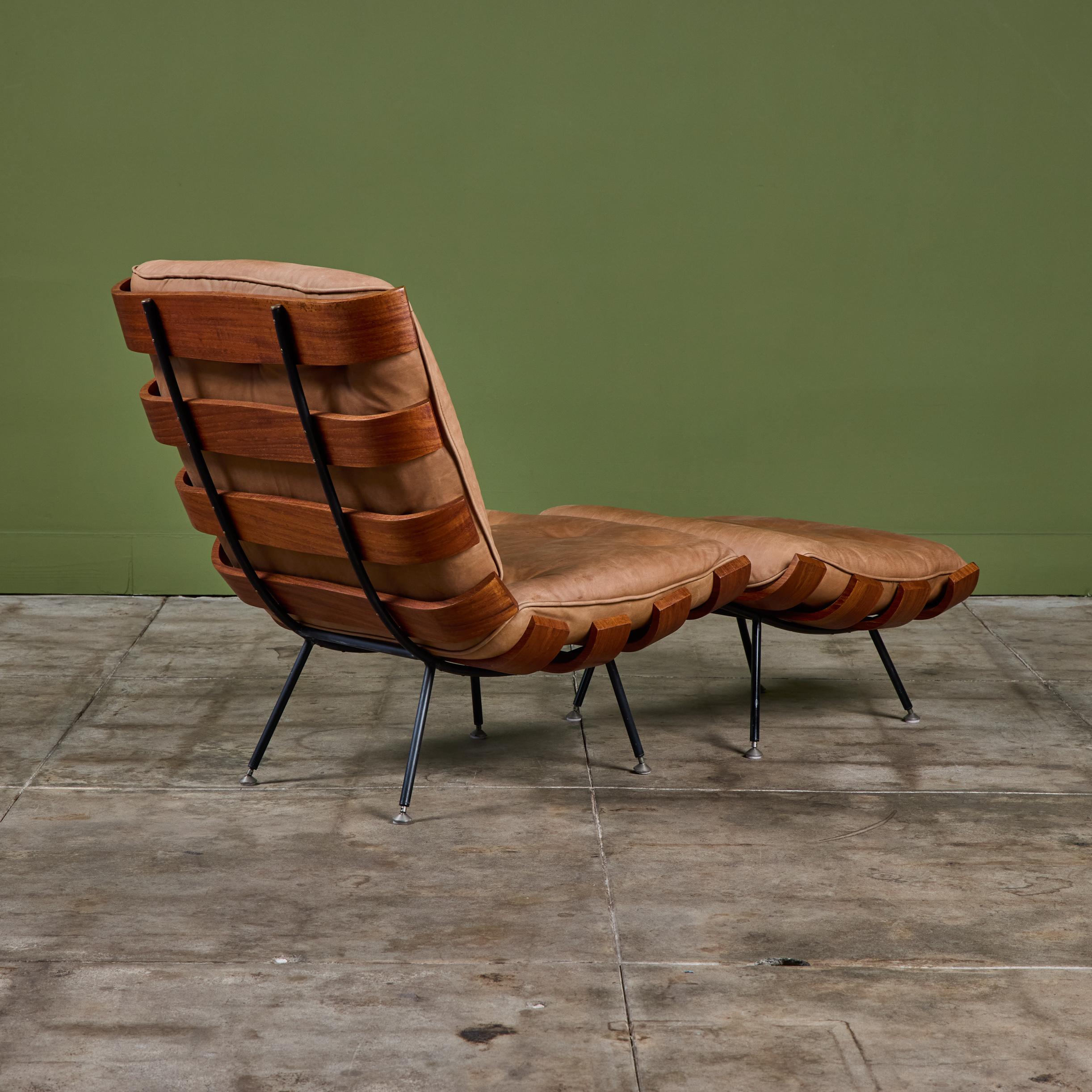 Mid-Century moderno Sedia da salotto e ottomana Costela di Martin Eisler and Martin Hauner in vendita