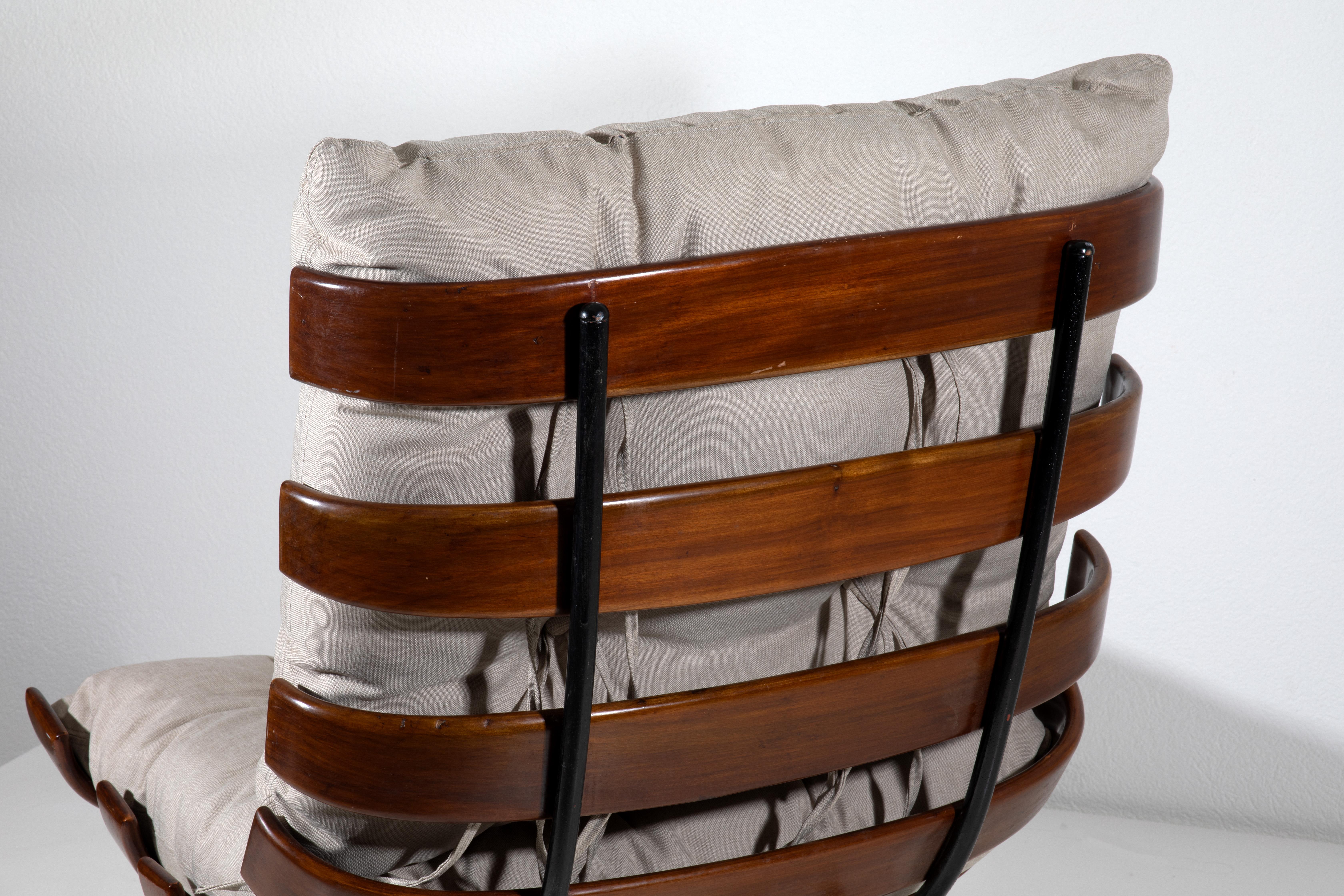 Linen Costela Lounge Chair Designed by Carlo Hauner & Martin Eisler