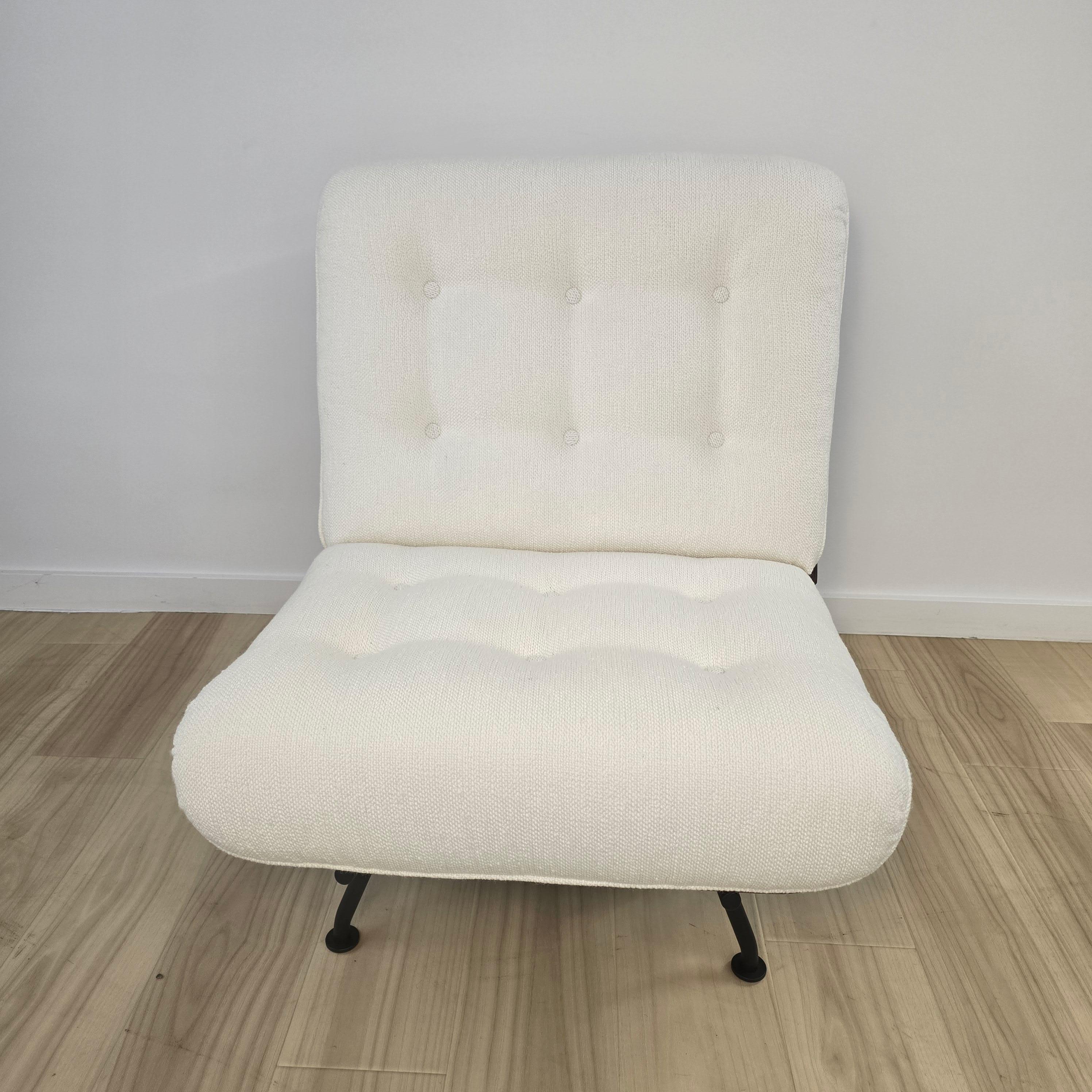 Mid-Century Modern Chaise longue Costela *Echantillon de salle d'exposition en vente