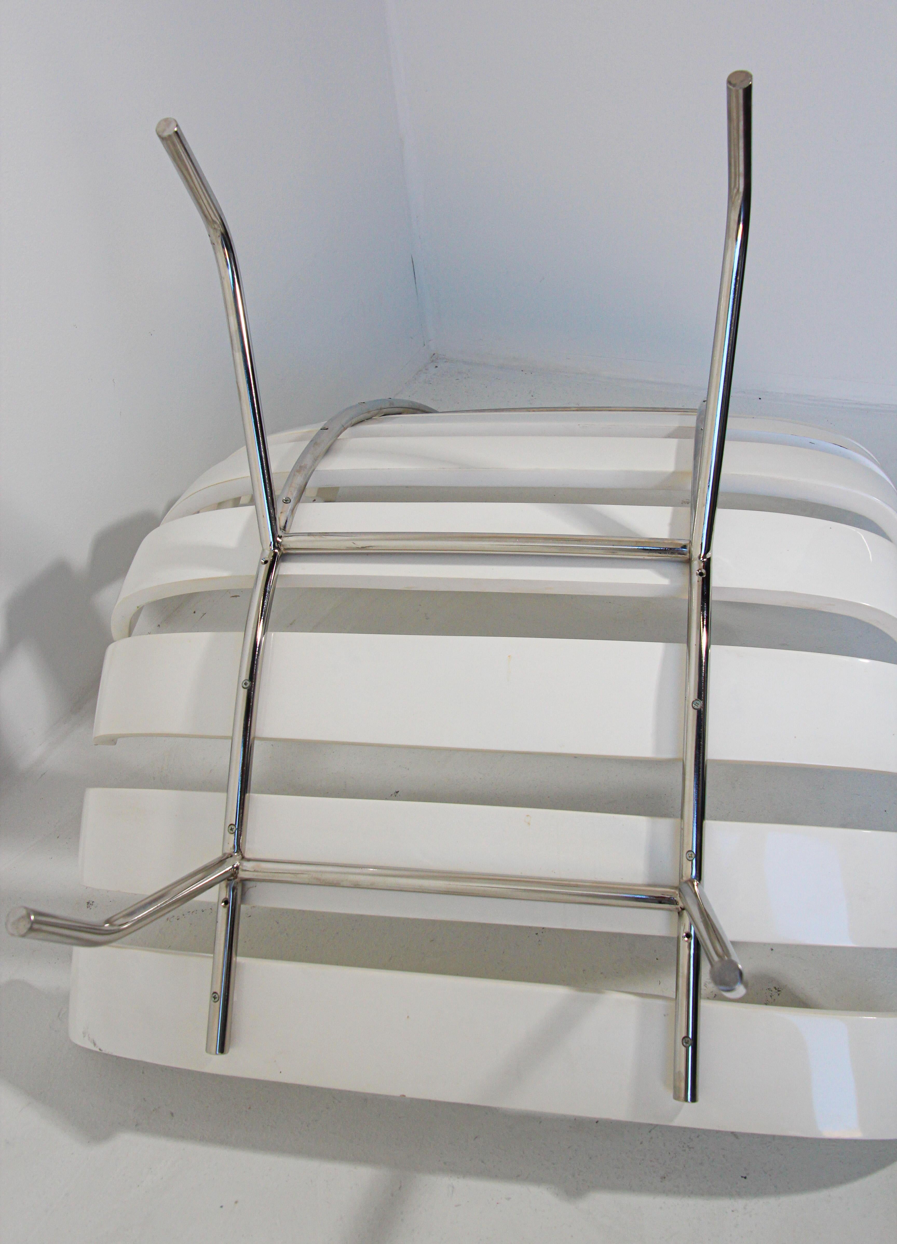 Chaise longue blanche de style Costela d'après Martin Eisler Carlo Hauner en vente 7