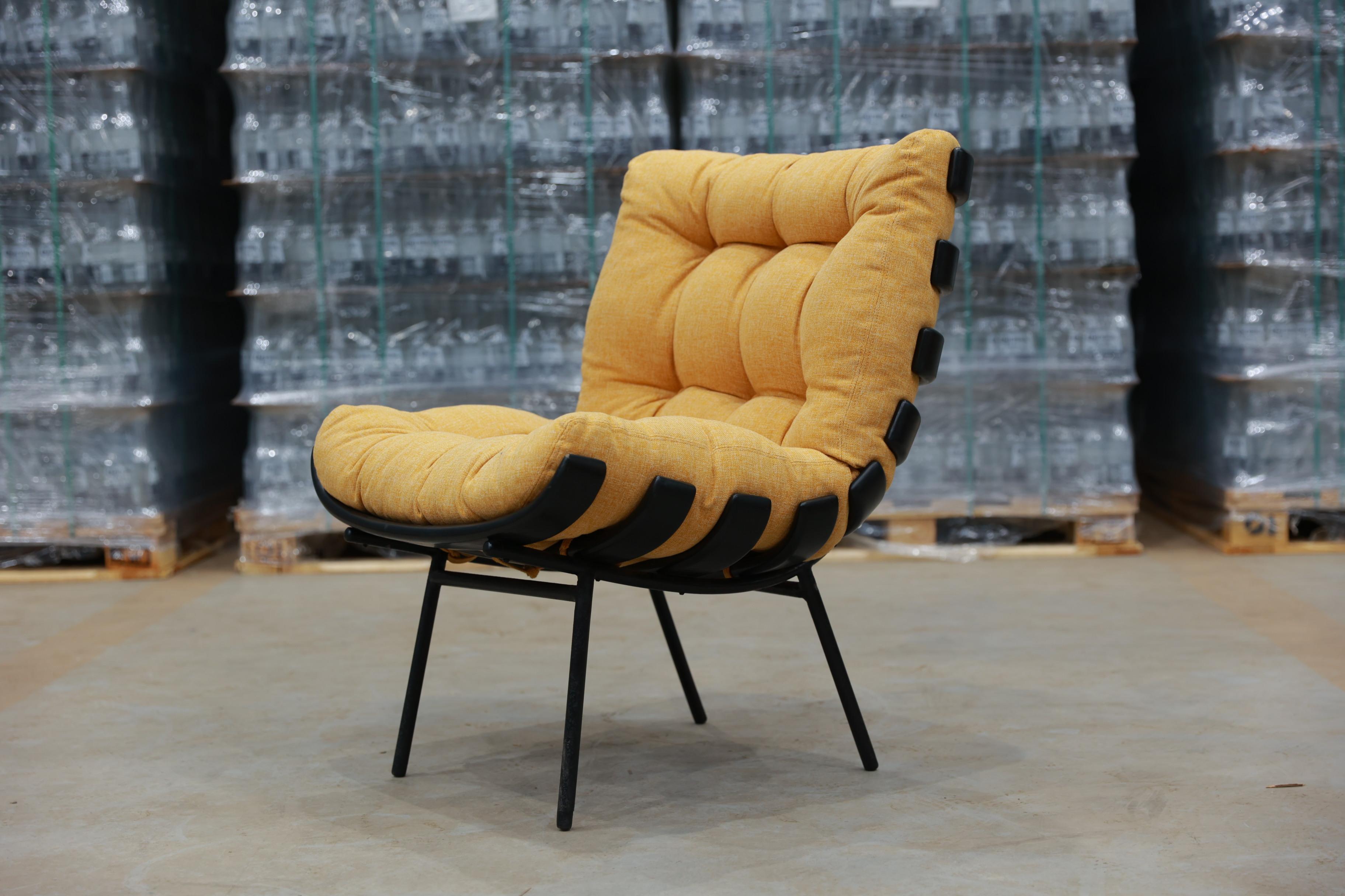 “Costella” Armchair in Hardwood & Fabric att. to Martin Eisler, 1950’s Brazil For Sale 1