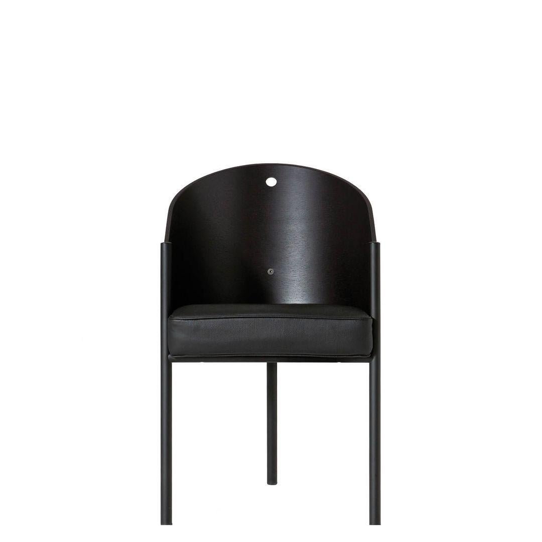 There are objects universally recognized as icons. Costes easy chair that, in 1984, marked the beginning of the partnership between Philippe Starck and Driade such as the consecration of the designer, formerly unknown in Italy, is one of these