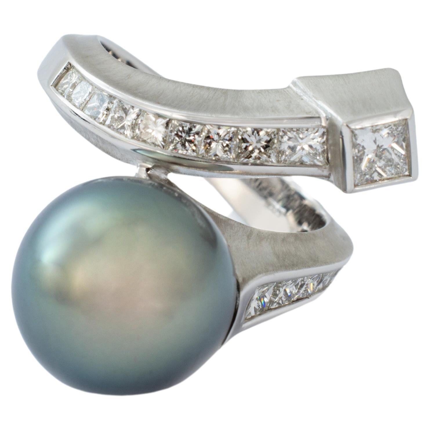 "Costis" Eiffel Ring, 3.43 gr Gray South Sea Pearl, and 1.43 cts Diamonds For Sale