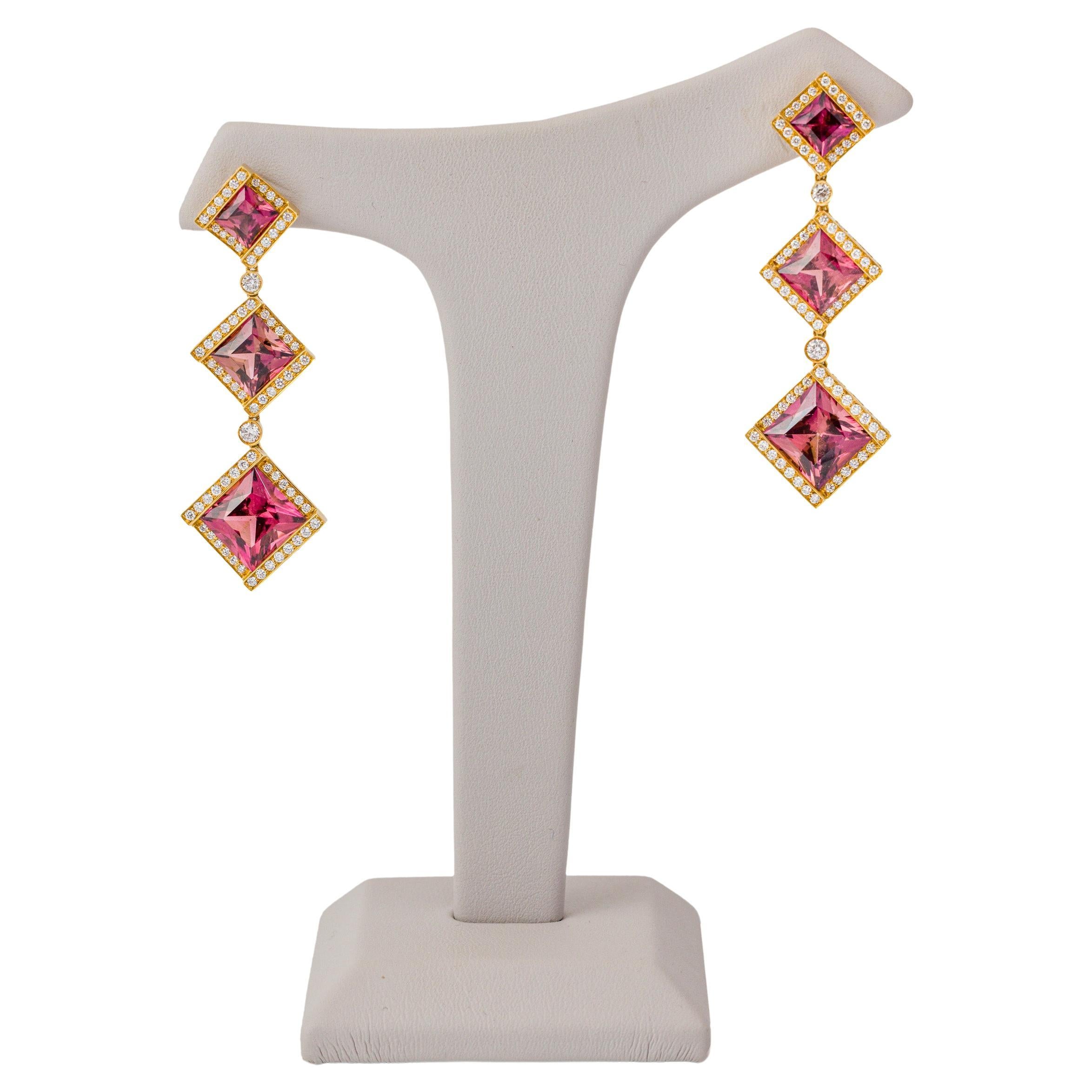 "Costis" Quadratische In Motion-Ohrringe mit 18,62 Karat rosa Turmalinen, Diamanten im Angebot