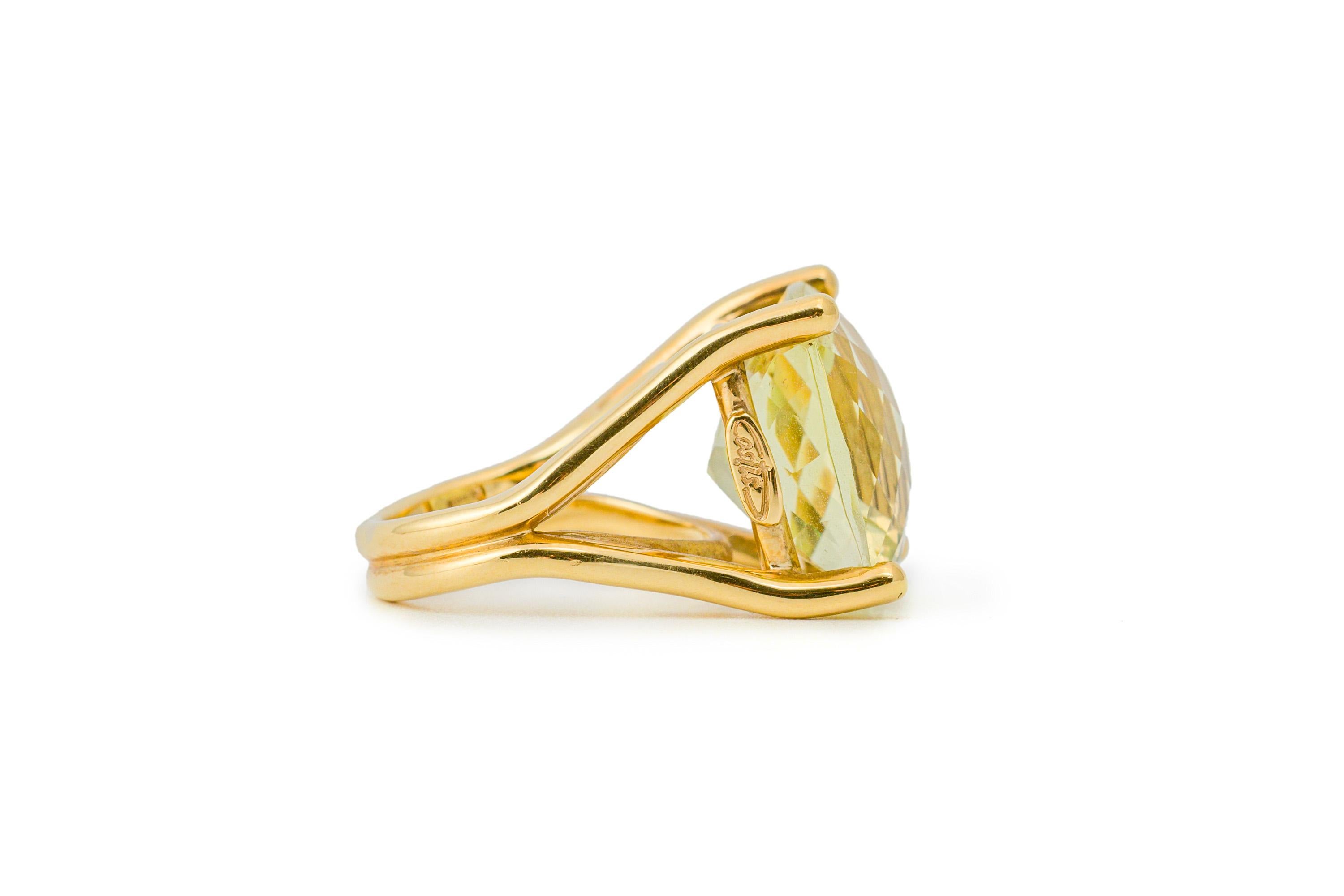 Anello con pietra su filo 