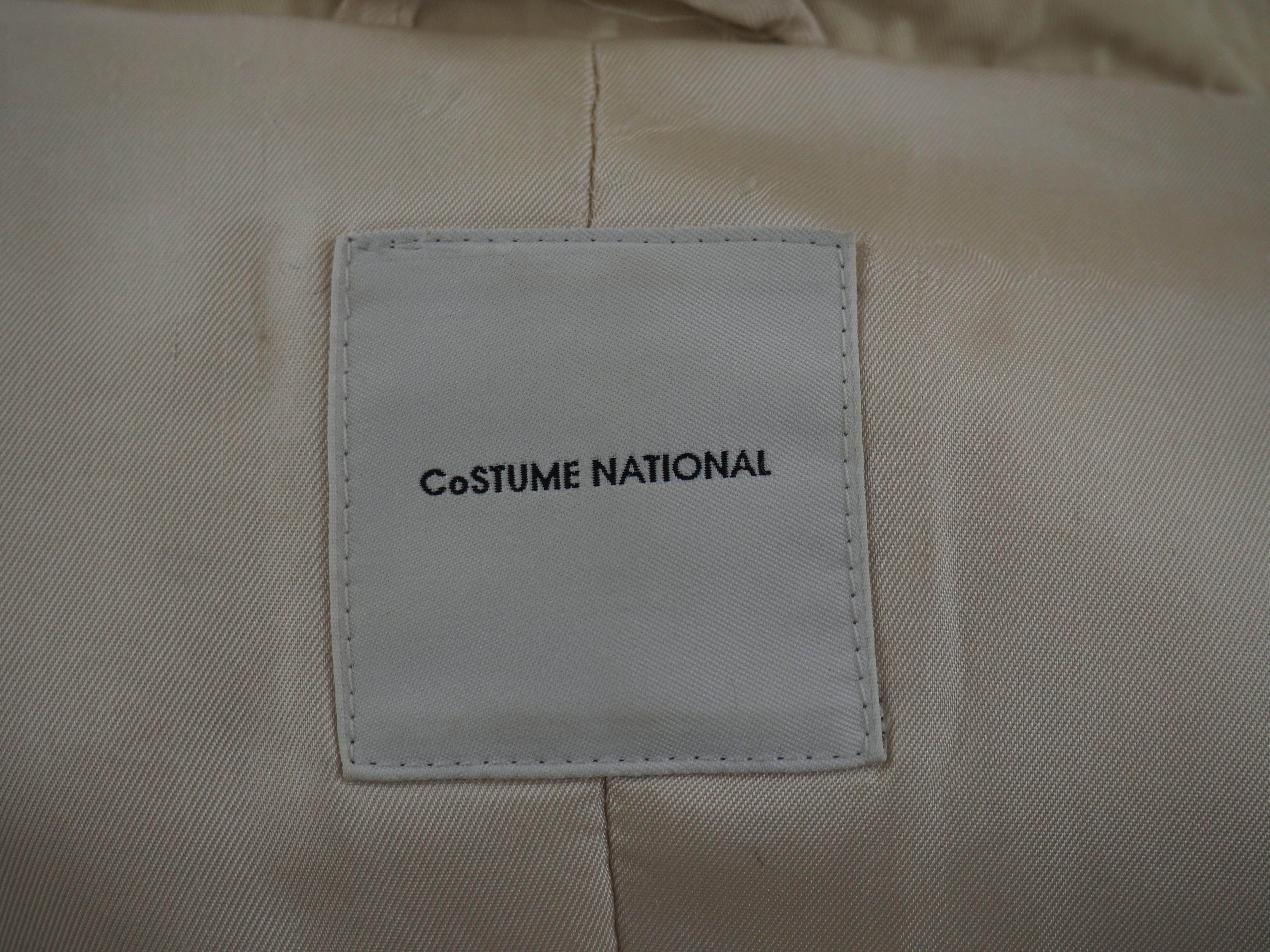 Costume National - Manteau trench beige en vente 6