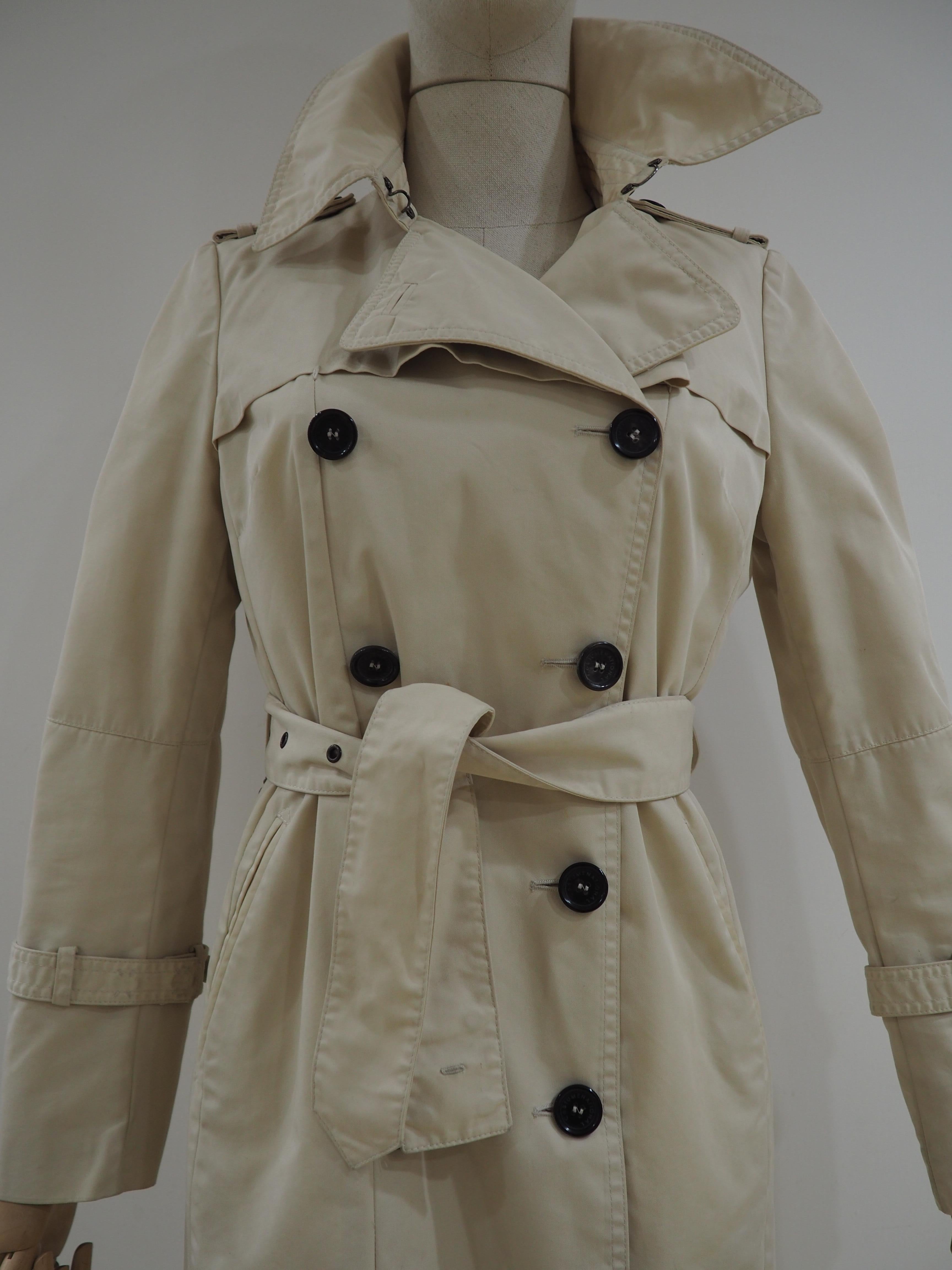 Costume National - Manteau trench beige Pour femmes en vente