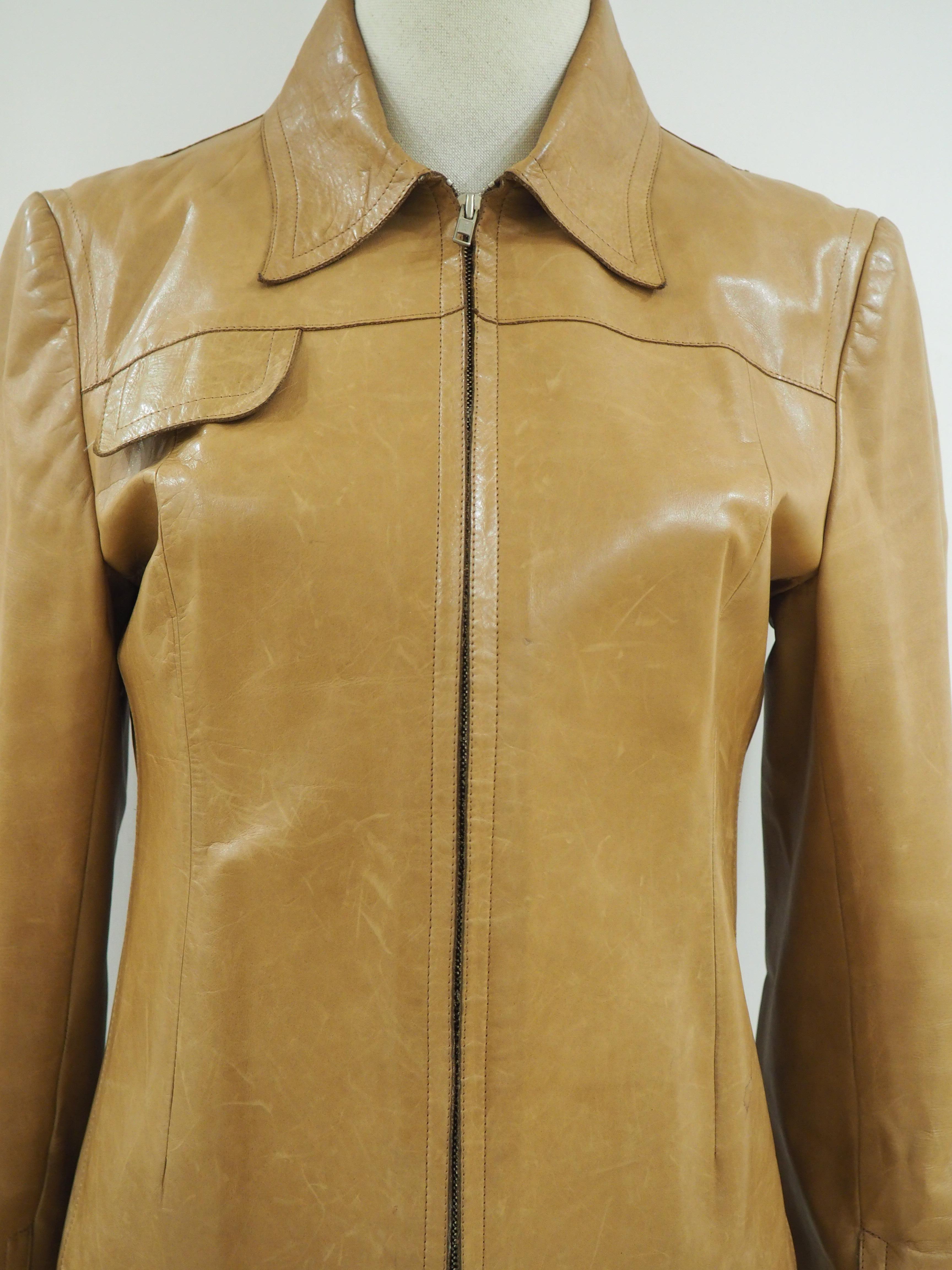 Costume National leather jacket
composition is leather, size 44
